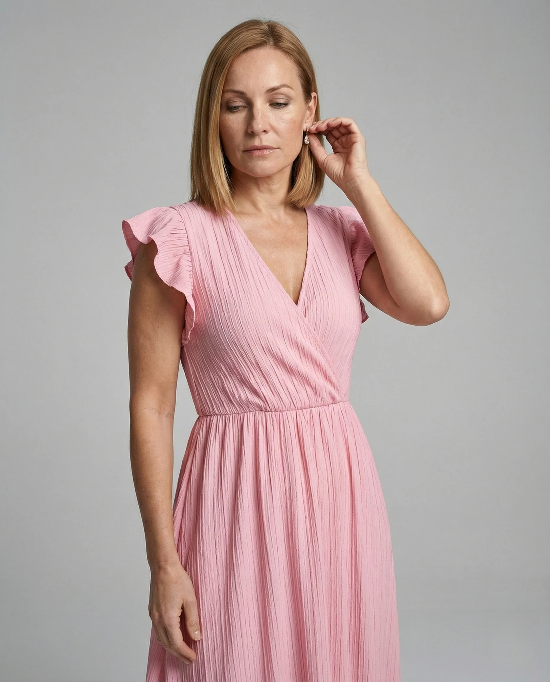 Damen Maxikleid mit V-Ausschnitt und Volantärmeln - Image 2
