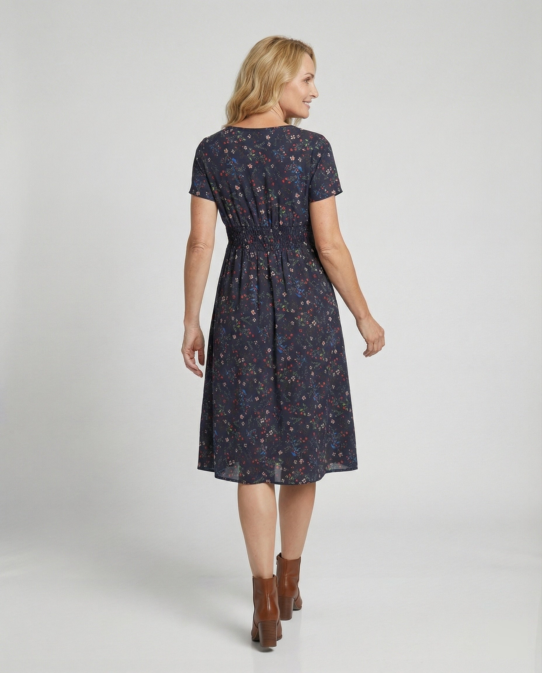 Damen Midikleid gesmokte Taille - Image 3