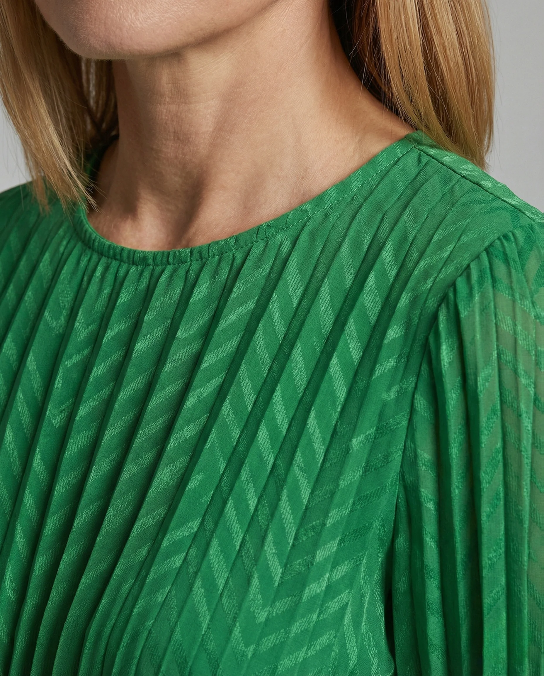 Plissiertes Midikleid Mit Glockenärmeln Damen - Image 3