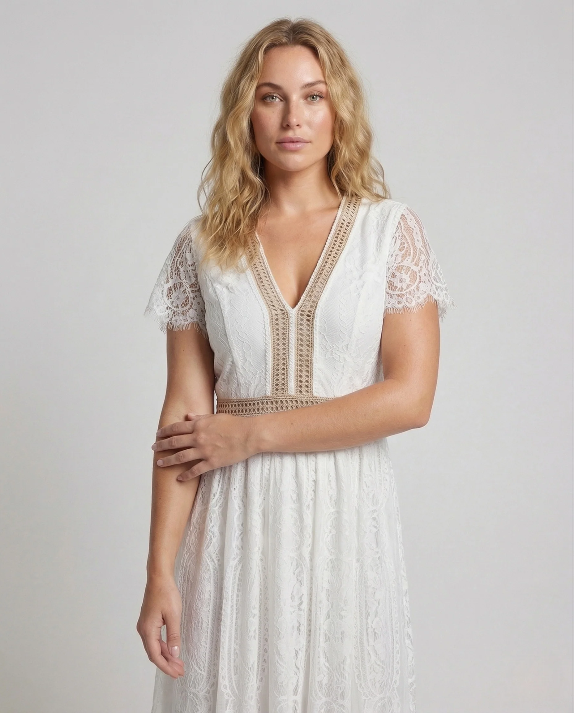 Damen Spitzen Maxikleid mit Flügelärmeln - Image 2