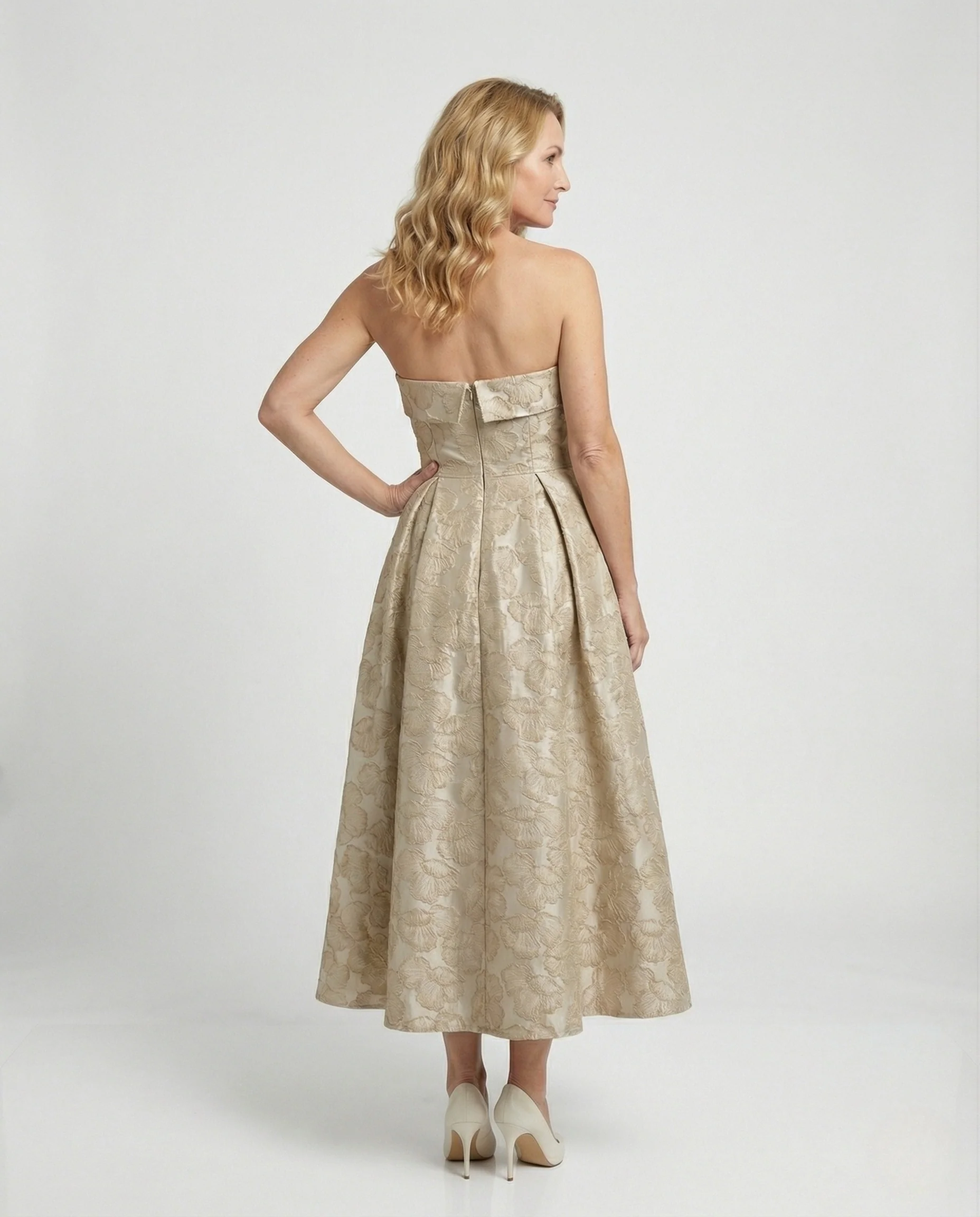 Damen Schulterfreies Jacquard-Cocktailkleid mit Korsage - Image 4