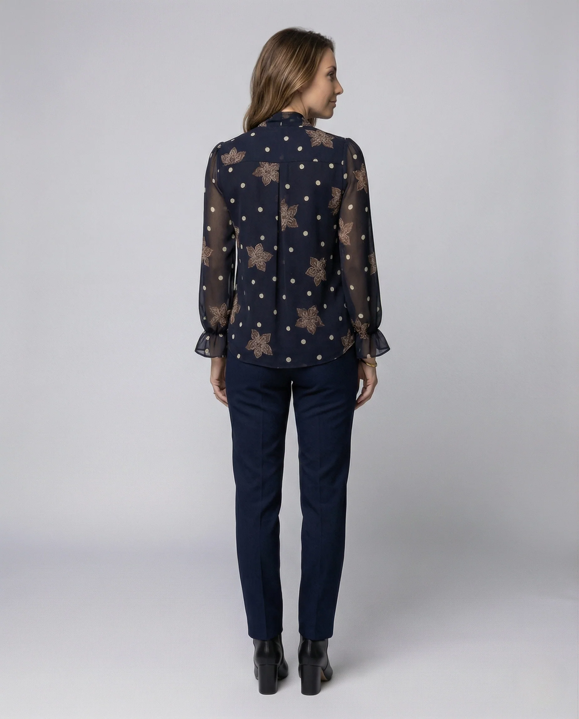 Damen Chiffonbluse mit Krawattenband - Image 3