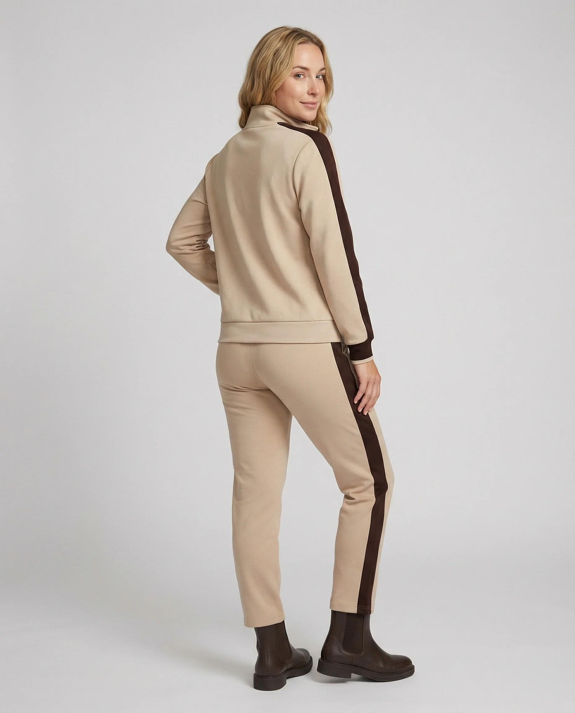 Sportlich-elegantes Freizeitset mit Stehkragen-Reißjacke, kontrastierenden Seitenstreifen und gerader Komforthose Heidi Mode - Image 3