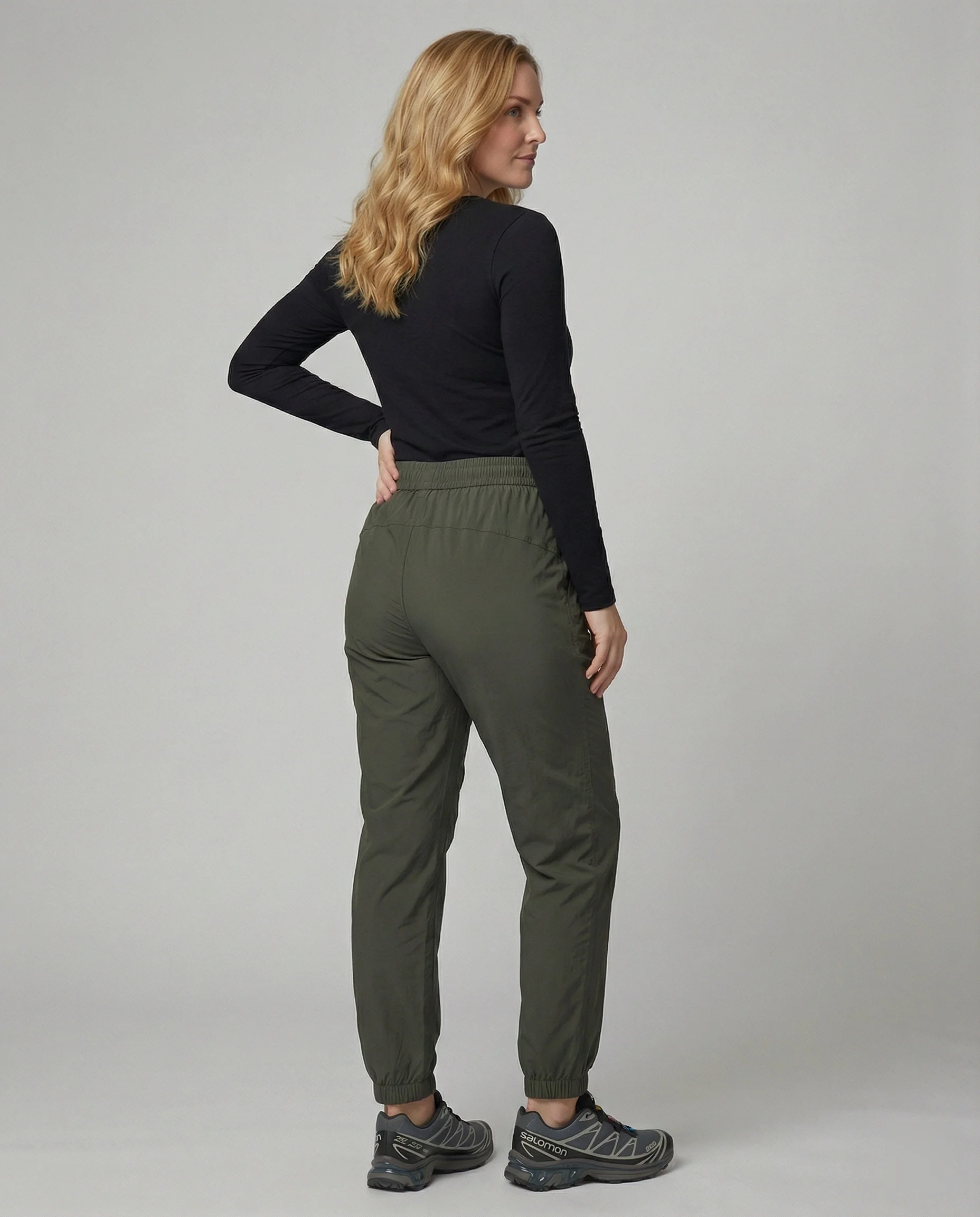 Sportliche Trekking-Cargohose mit überlappenden Klappentaschen und elastischem Knöchelabschluss Heidi-Mode - Image 2