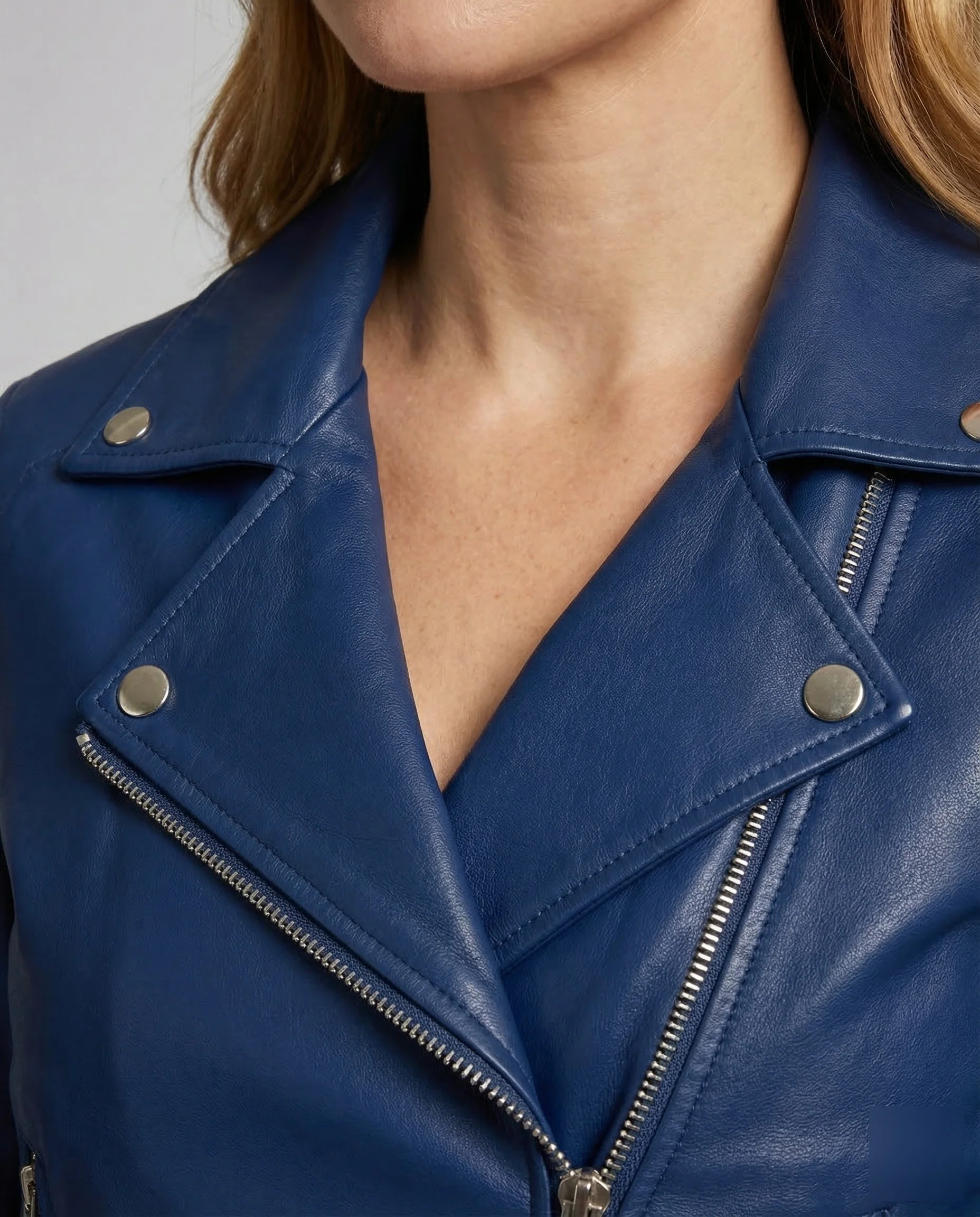 Damen Biker Lederjacke Tailliert mit Nieten - Image 3