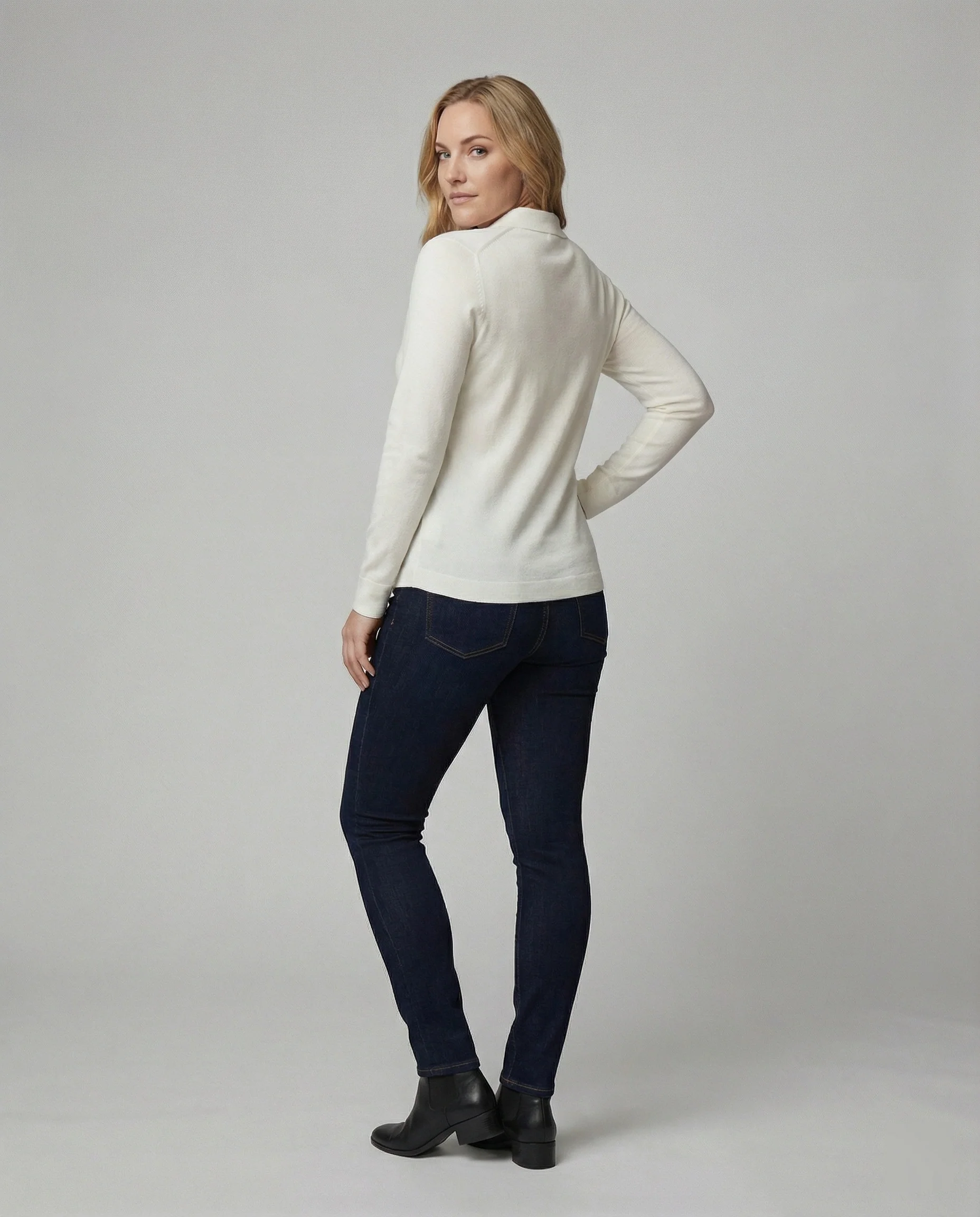 Feinstrick-Hemdbluse mit verdeckter Knopfleiste und verlängerten Manschetten Heidi-Mode - Image 7