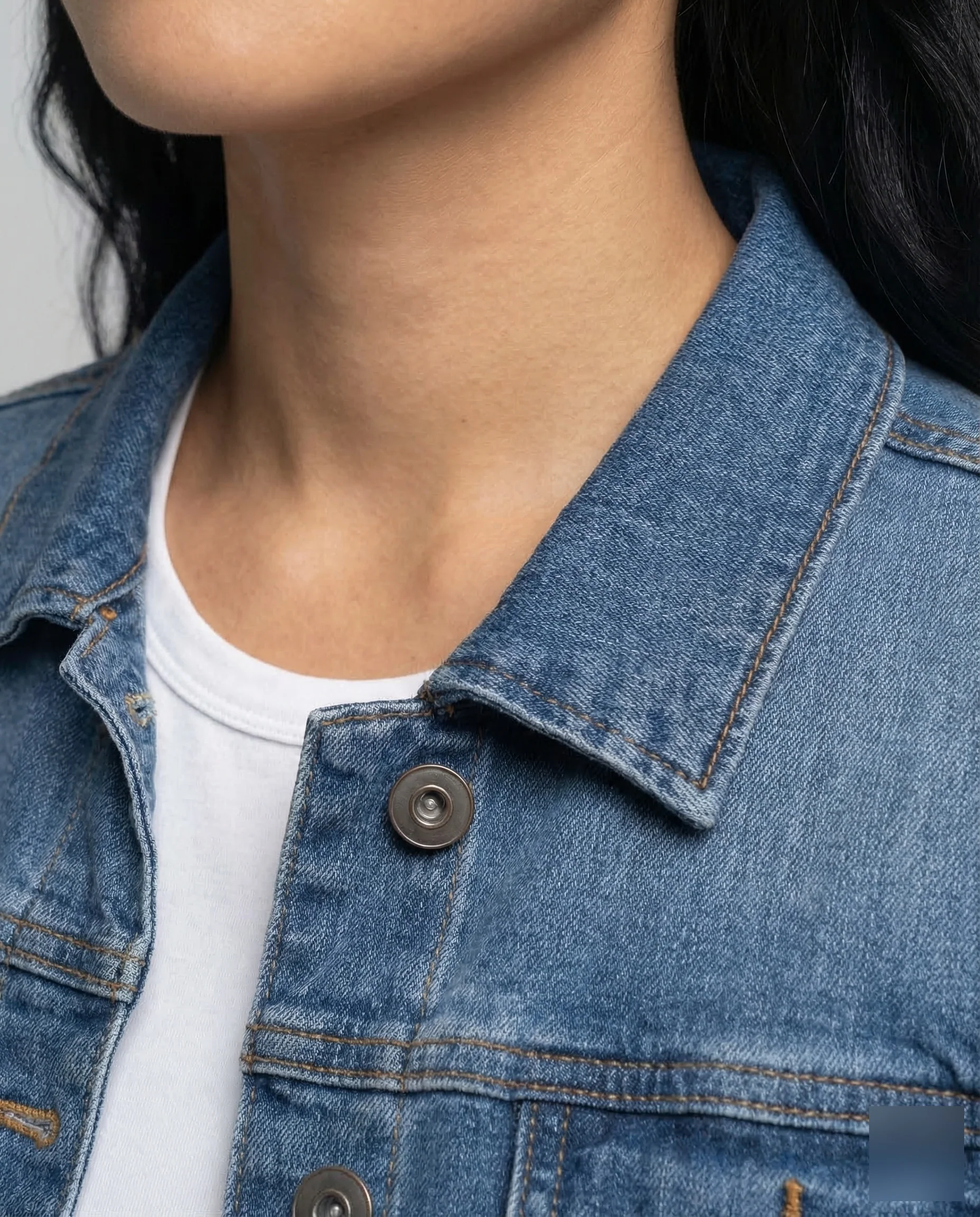 Damen Jeansjacke Tailliert - Image 3