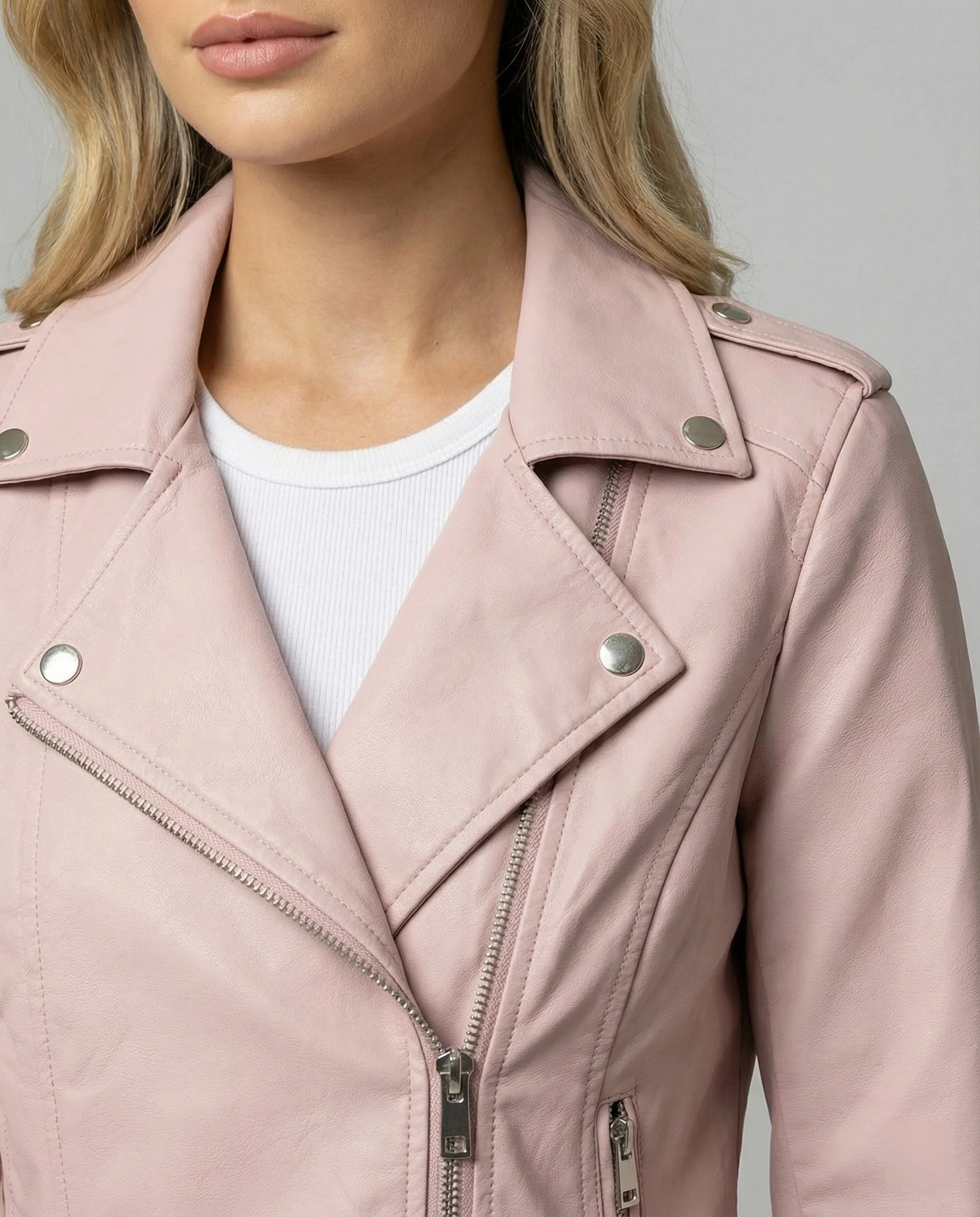 Damen taillierte Kunstleder-Bikerjacke mit asymmetrischem Reißverschluss und Reverskragen Heidi-Mode - Image 3