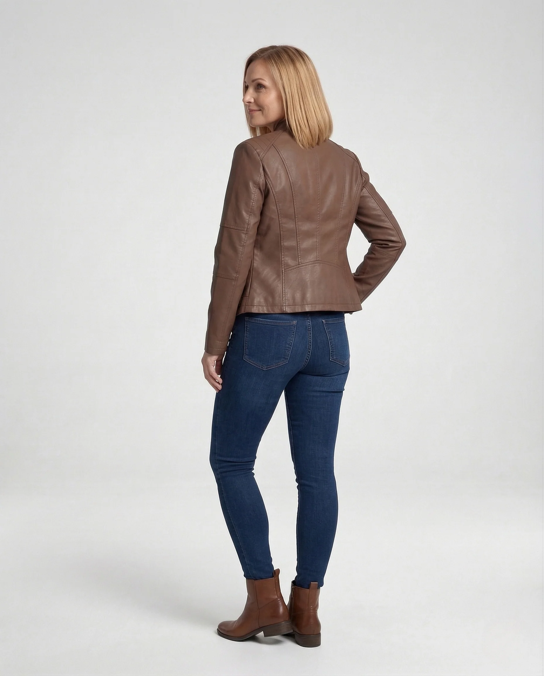 Damen Kunstlederjacke Tailliert - Image 4