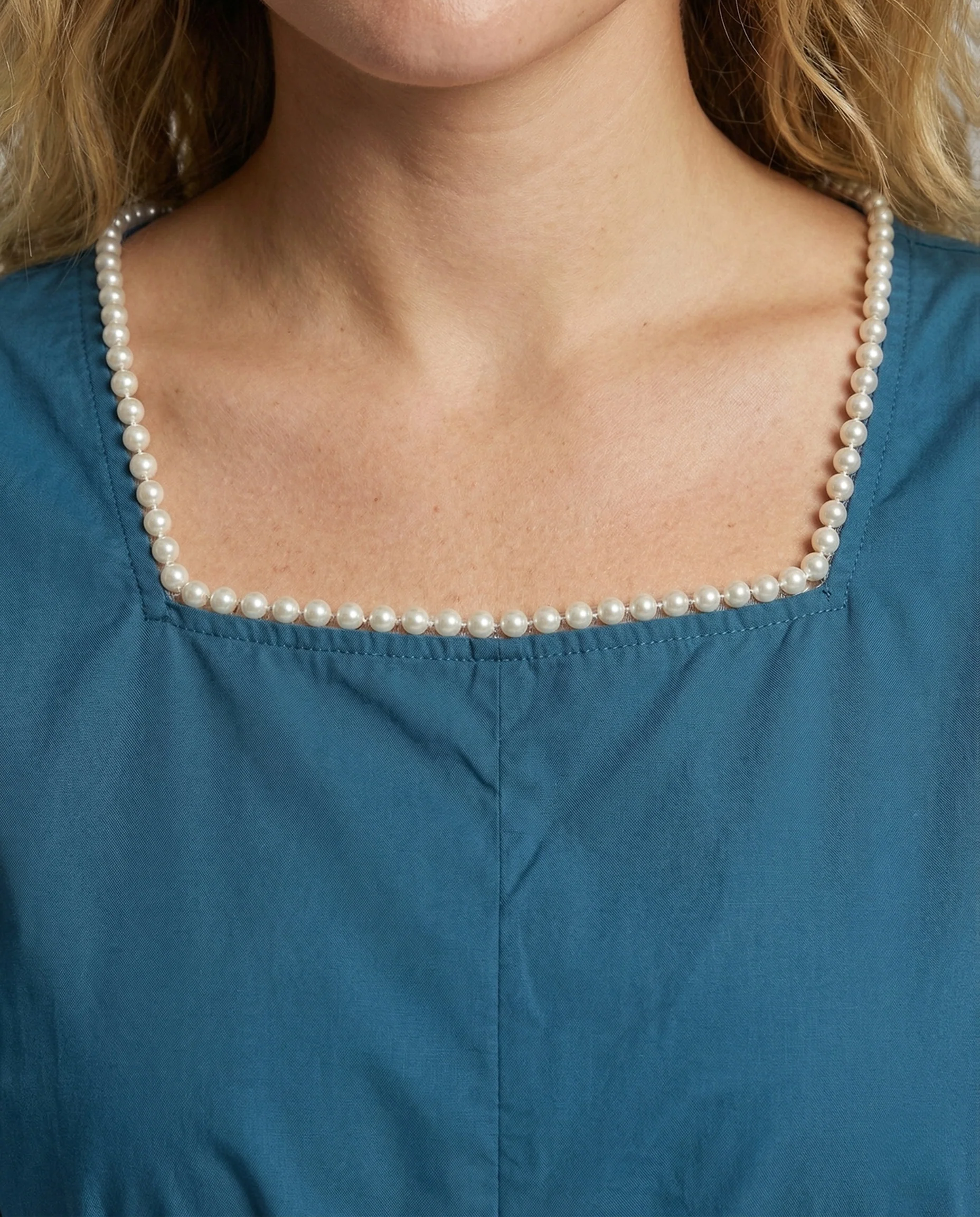 Damen Kurzarm Bluse mit Perlenkragen - Image 3
