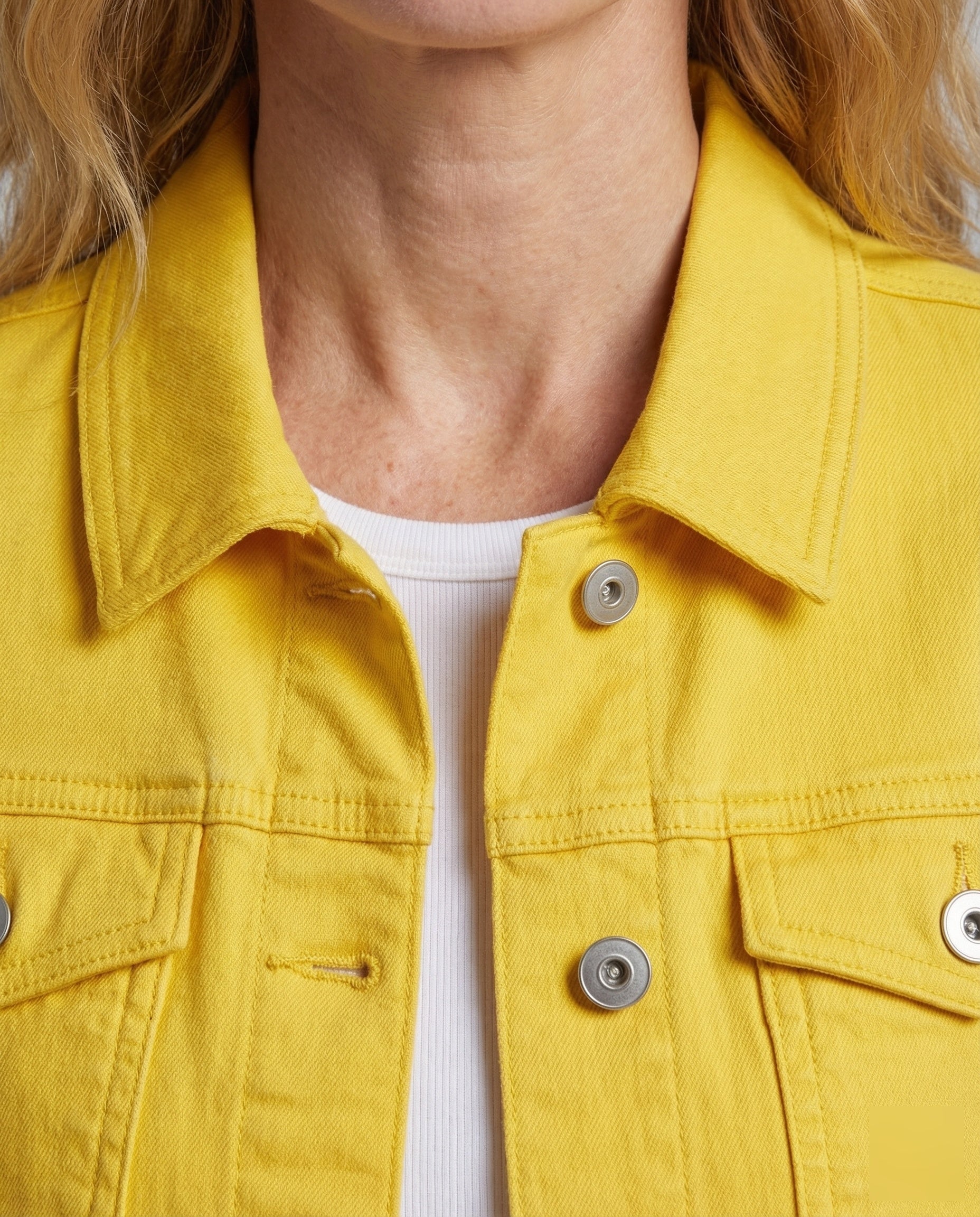 Damen Jeansjacke Kurz Tailliert - Image 3