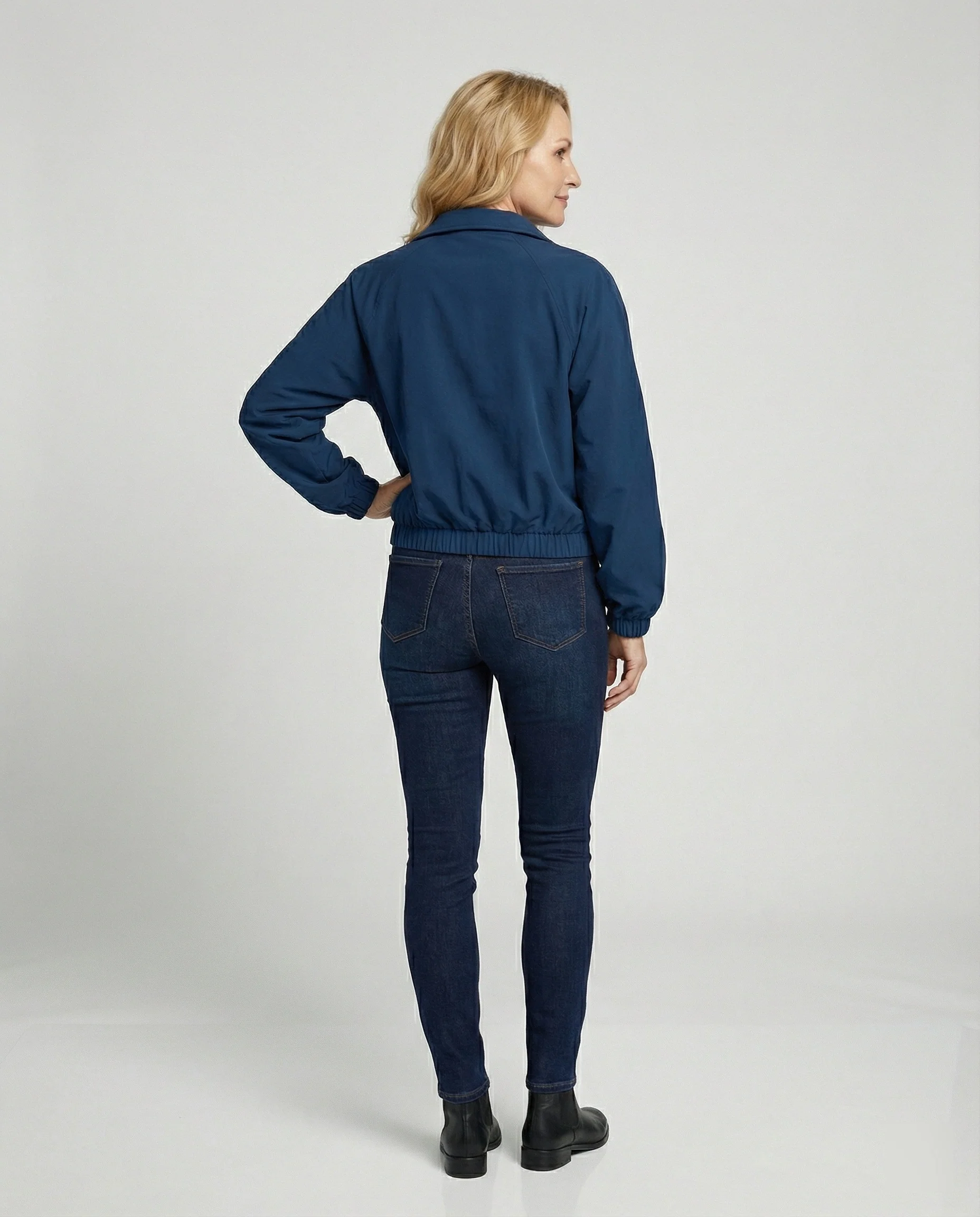 Leichte Trainingsjacke Tailliert Damen - Image 7
