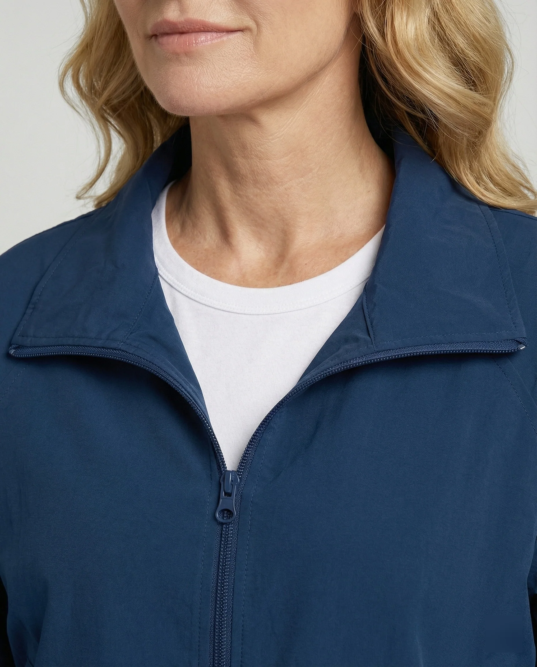 Leichte Trainingsjacke Tailliert Damen - Image 8