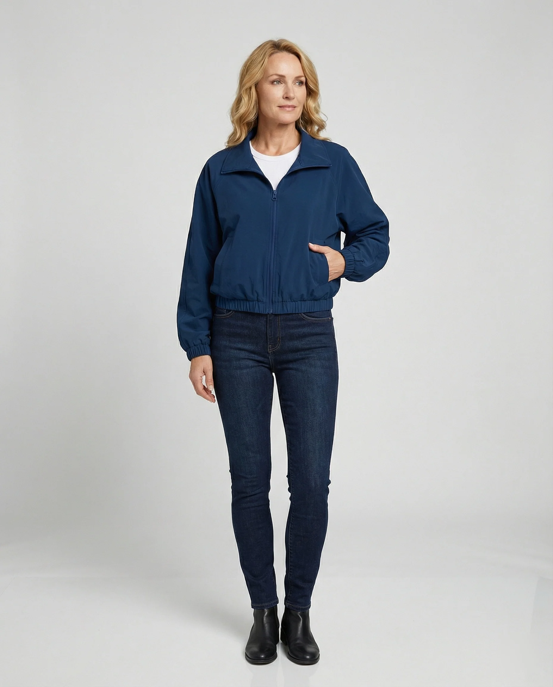 Leichte Trainingsjacke Tailliert Damen - Image 9