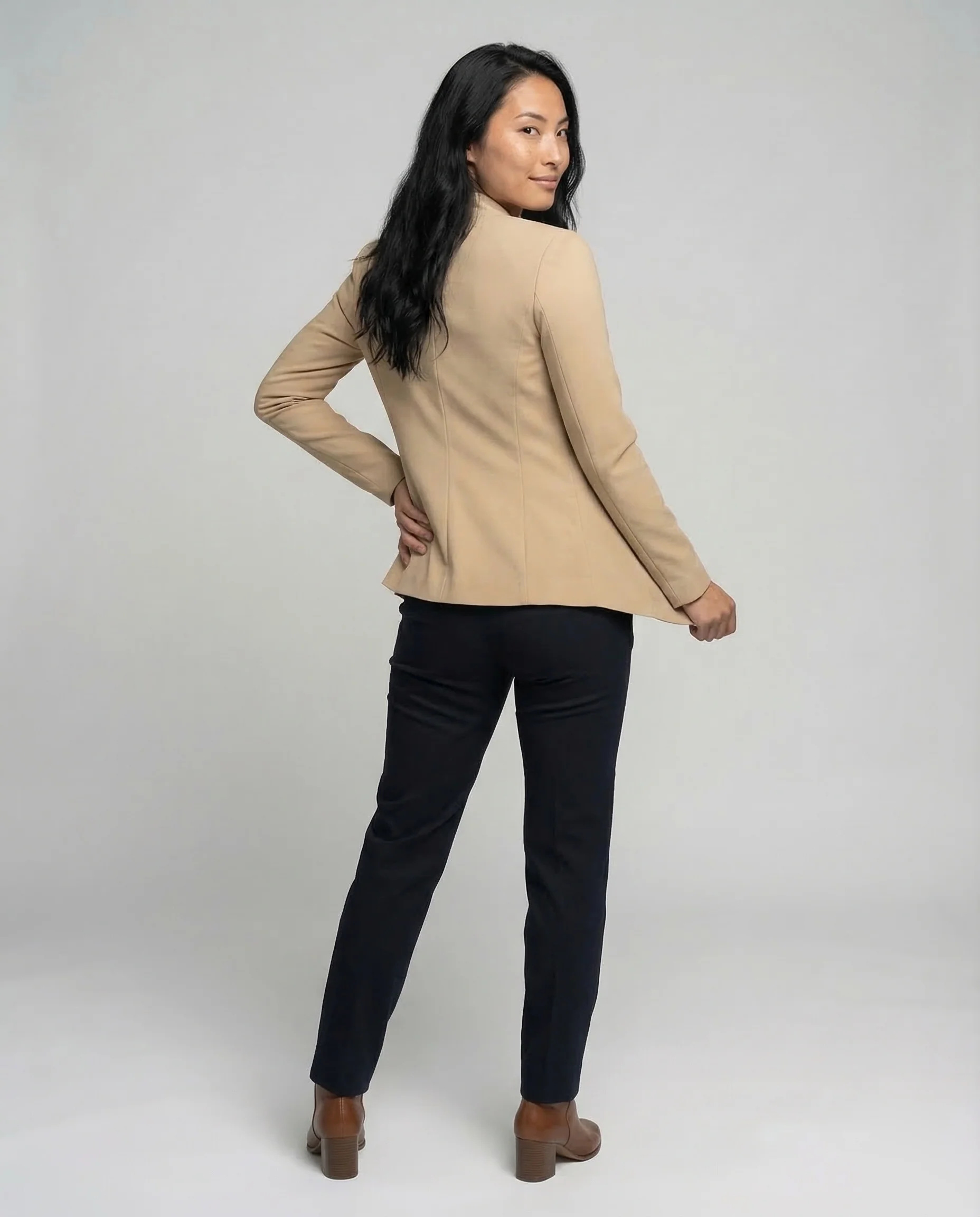 Damen Jersey Blazer Kragenlos - Image 4