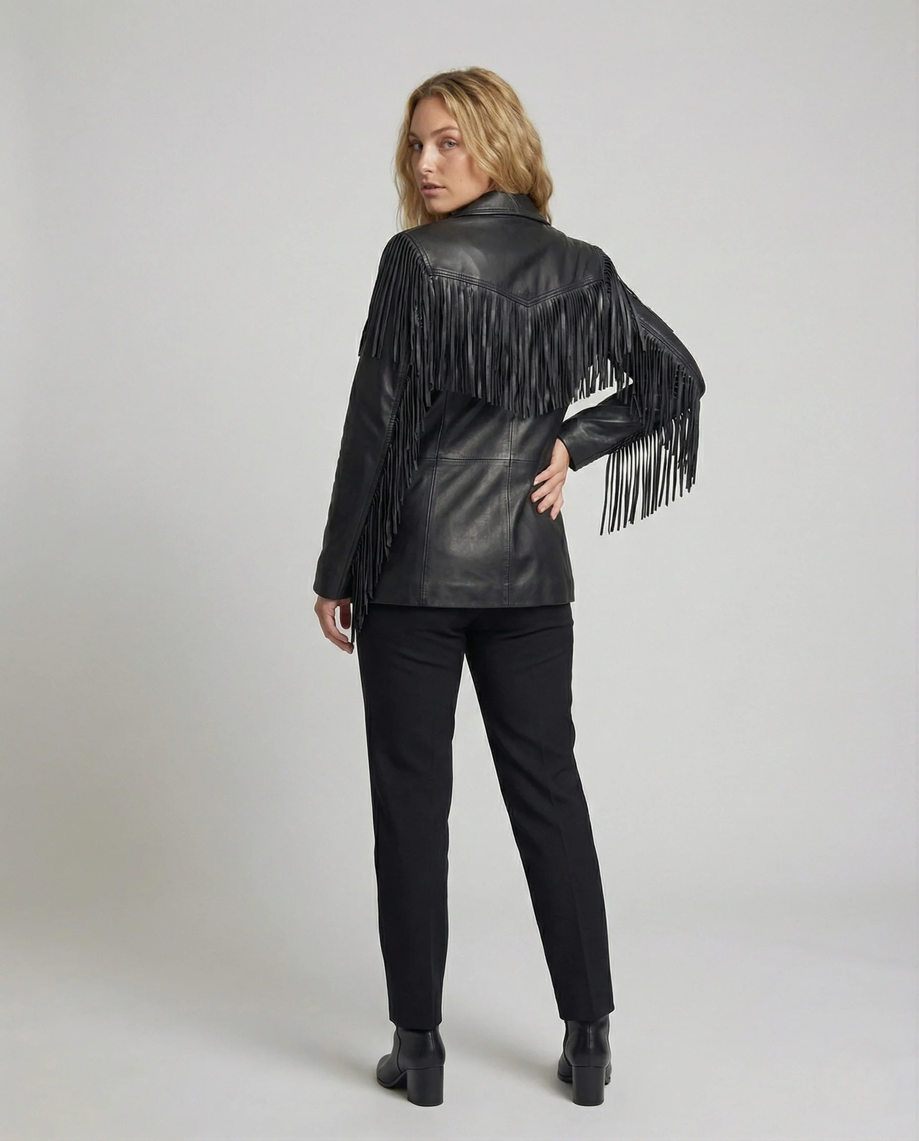 Damen Lederblazer mit Fransen und Revers - Image 3