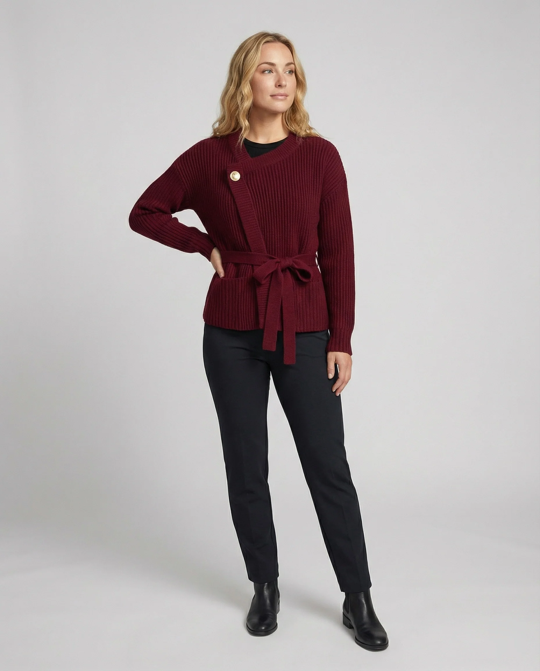 Taillierter Strukturstrick-Cardigan mit Bindegürtel asymmetrischer Knopfleiste und aufgesetzten Taschen Heidi Mode - Image 3