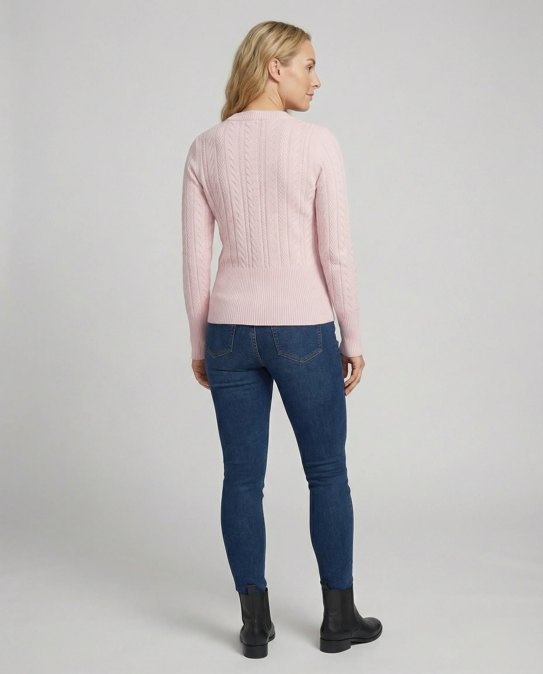 Taillierter Zopfmuster-Cardigan mit durchgehendem Metallreißverschluss und verlängertem Rippsaum Heidi-Mode - Image 4