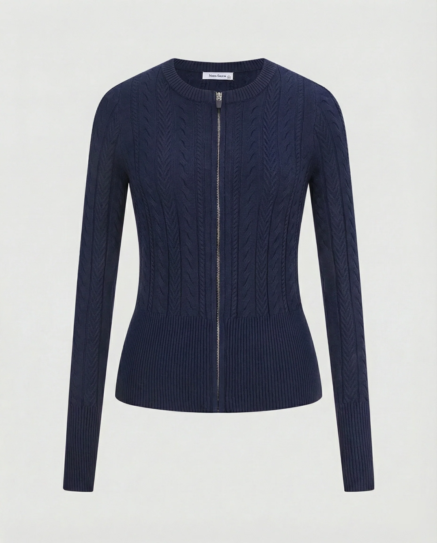 Taillierter Zopfmuster-Cardigan mit durchgehendem Metallreißverschluss und verlängertem Rippsaum Heidi-Mode - Image 7