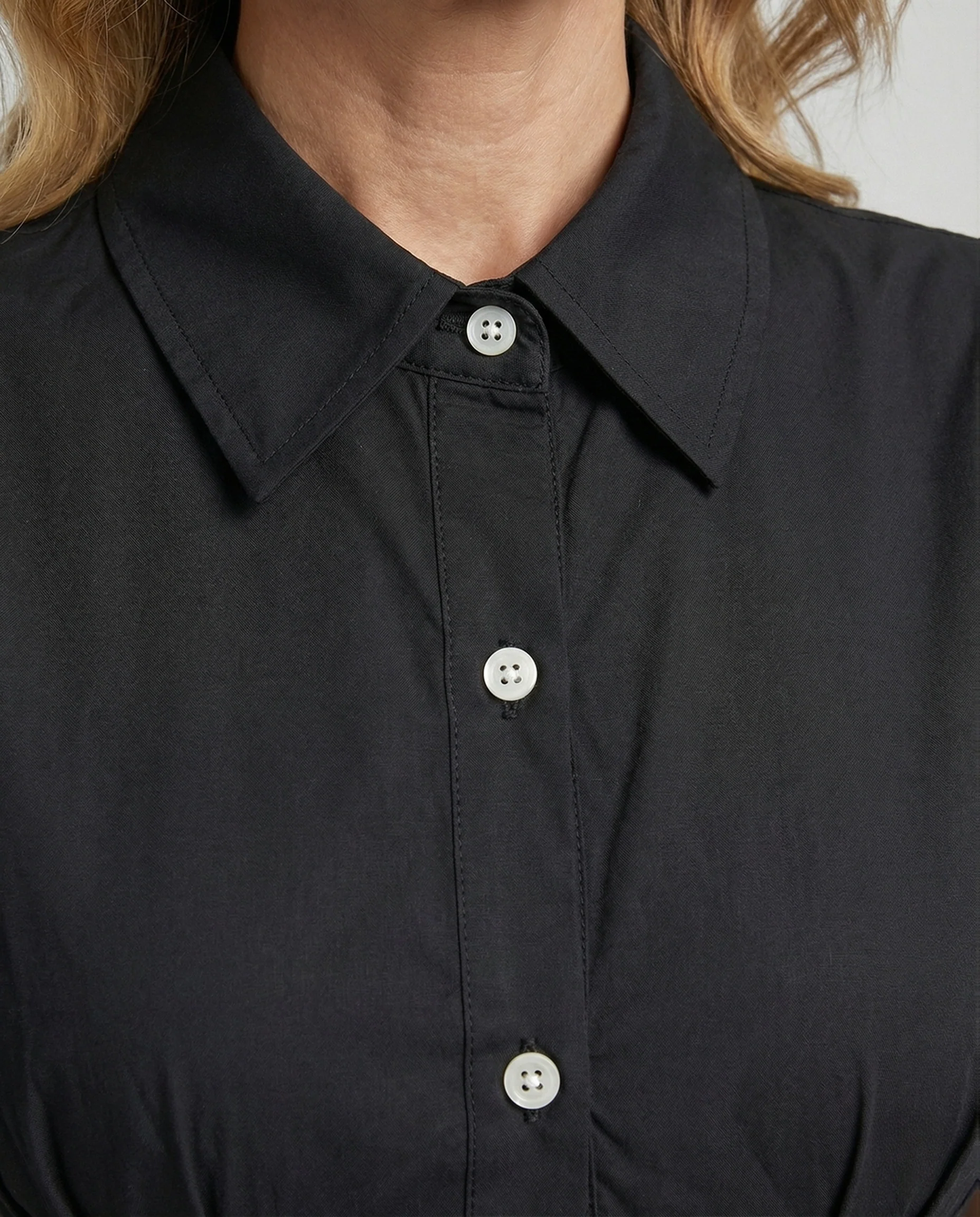 Damen Hemdblusenkleid mit Puffärmeln - Image 4