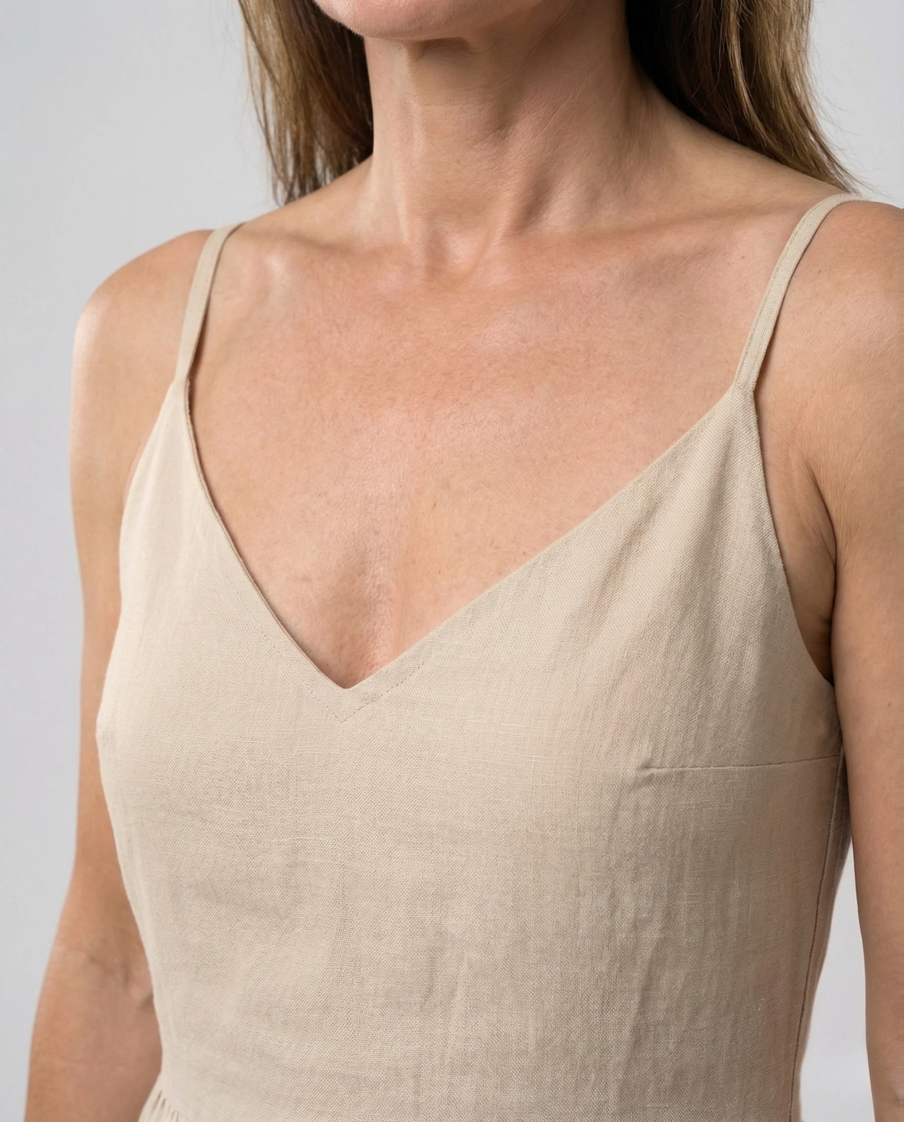 Damen Leinen Midikleid mit Spaghettiträgern & Taschen - Image 3