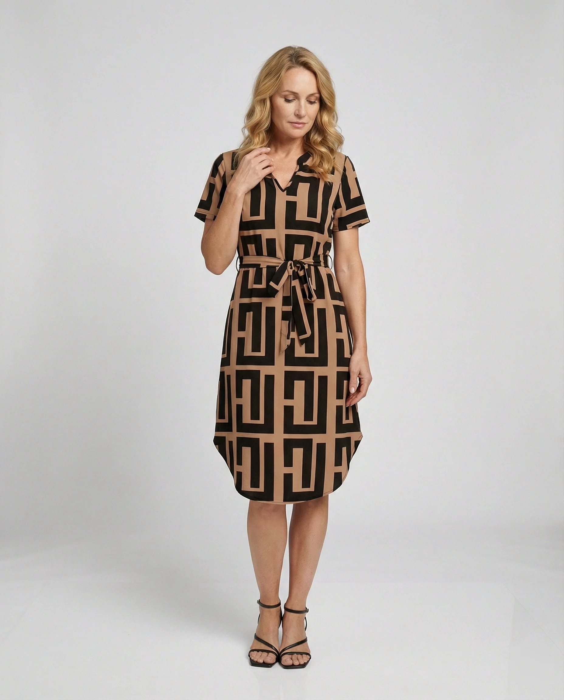 Damen Midikleid mit Muster und Gürtel - Image 2