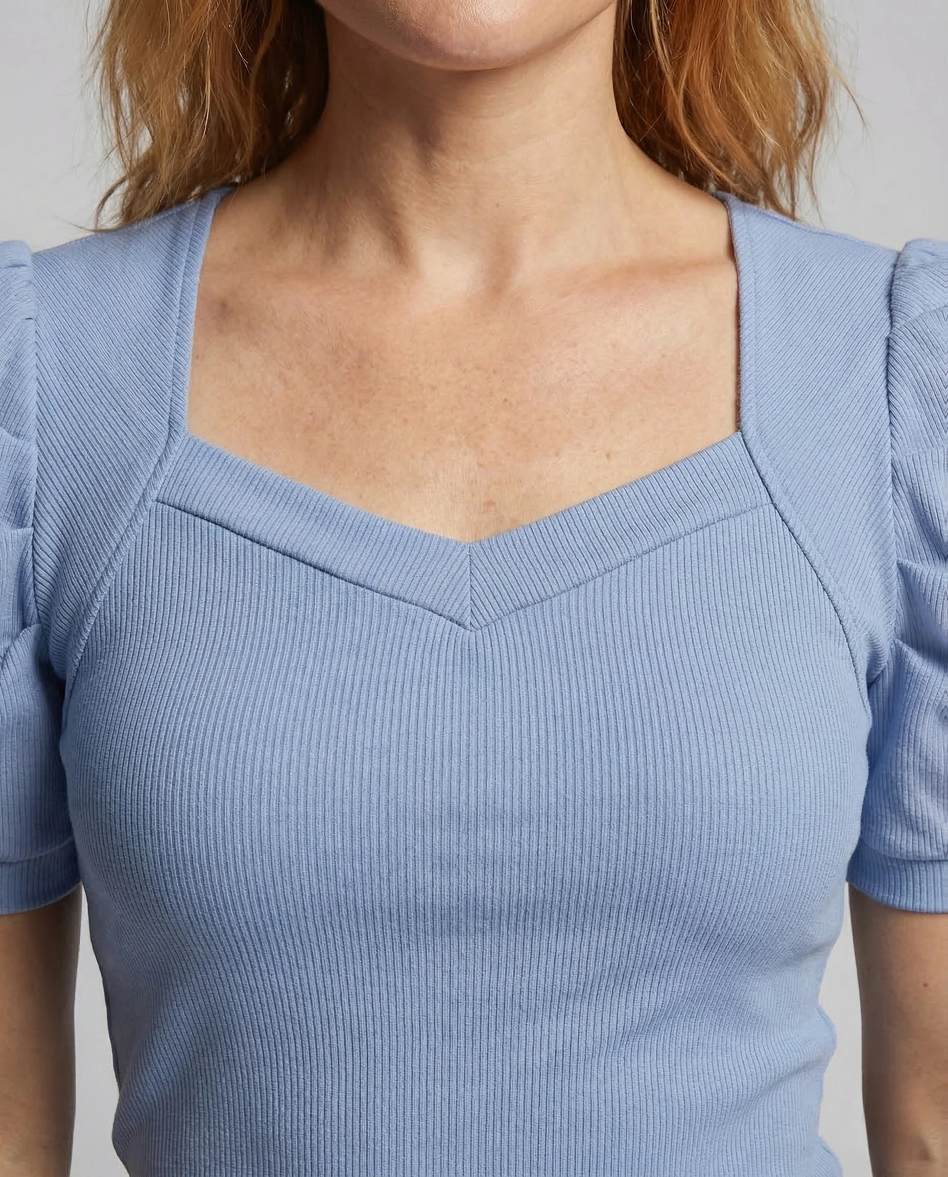 Damen Ripp Top Herz Ausschnitt - Image 3