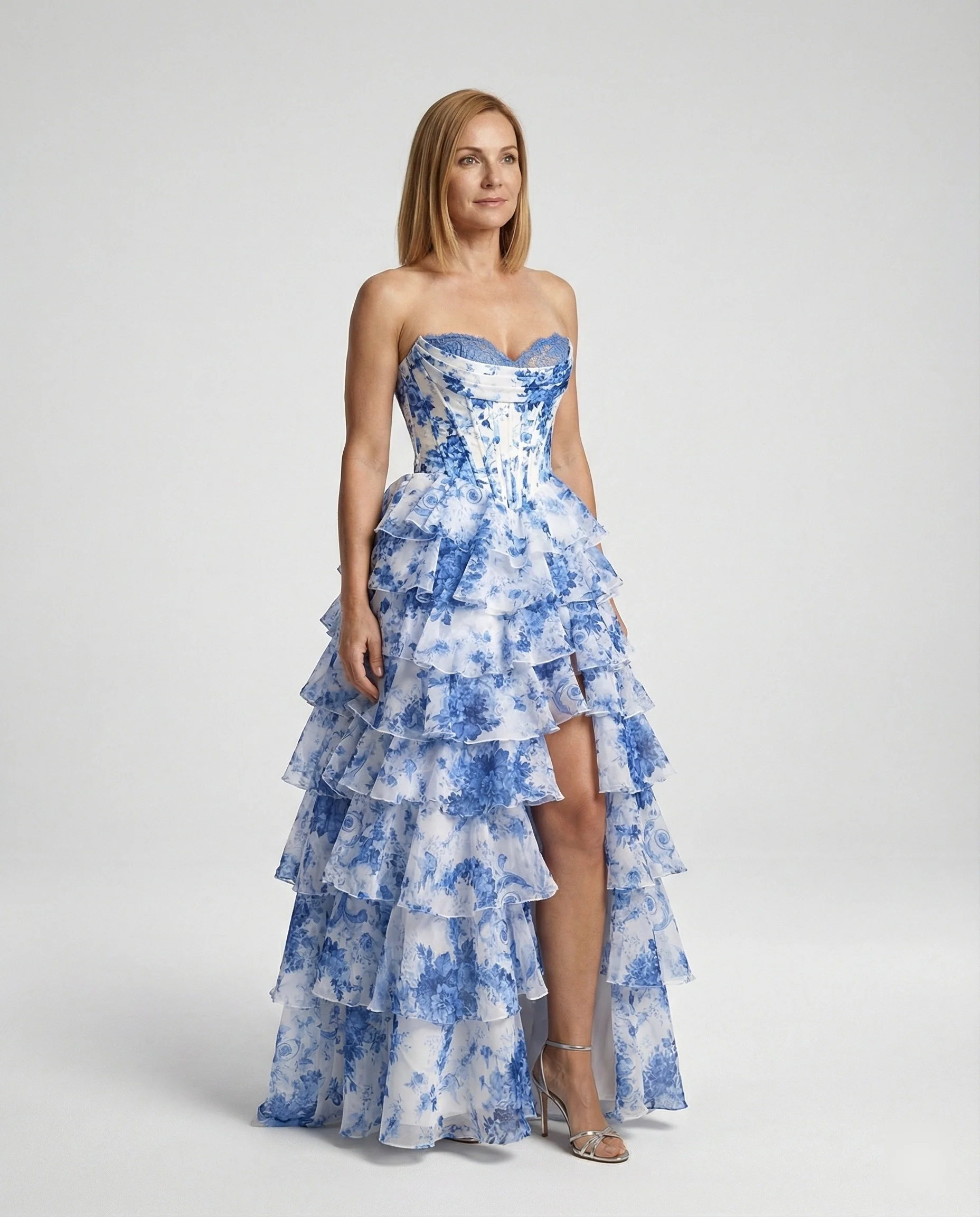 Abendkleid lang trägerlos mit Stufenrock - Image 5