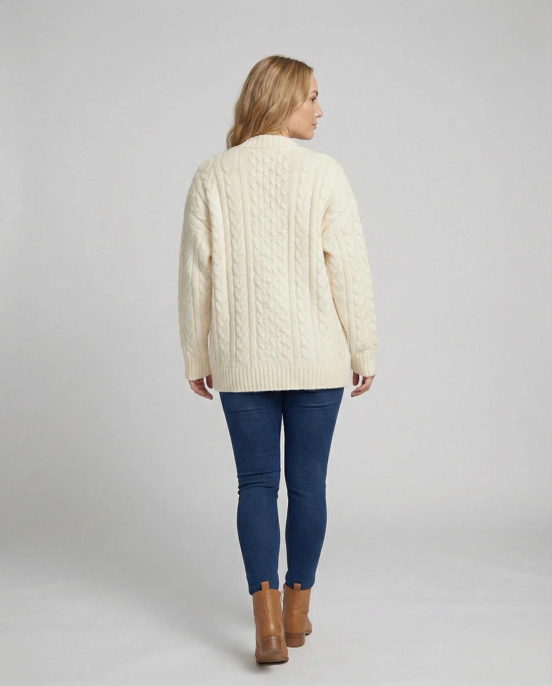 Übergroßer Zopfmuster-Cardigan mit V-Ausschnitt und markanter Knopfleiste Heidi-Mode - Image 2