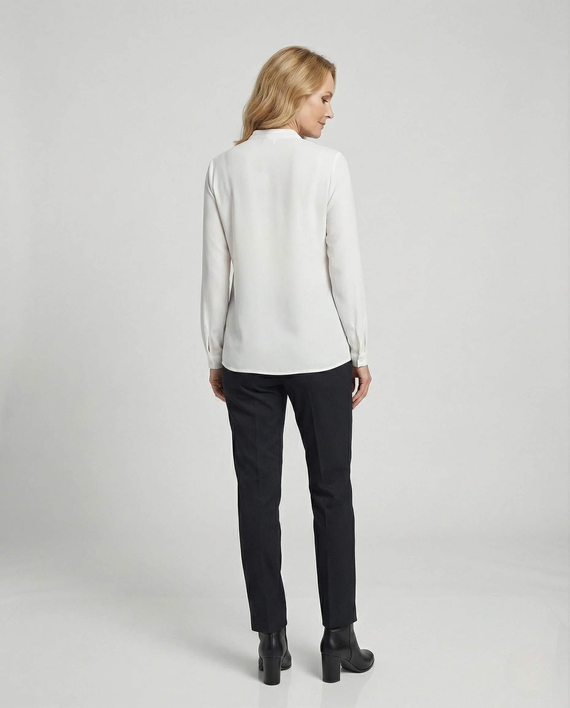 V-Ausschnittbluse Damen Metallic Effekt - Image 3