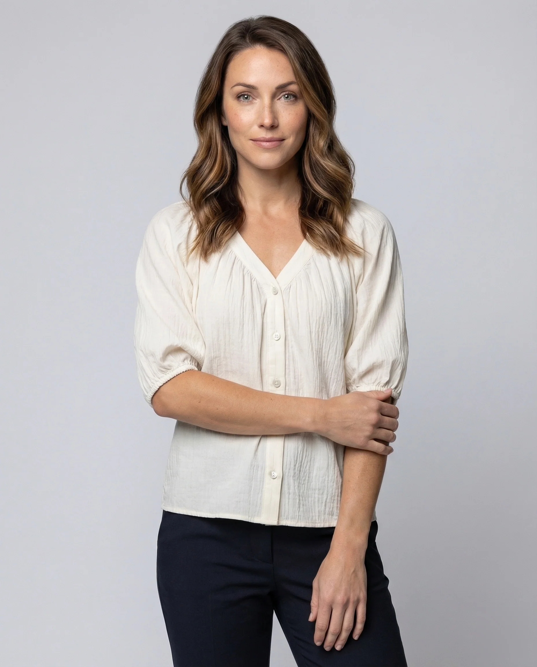 Damen Viskosebluse mit Puffärmeln - Image 2