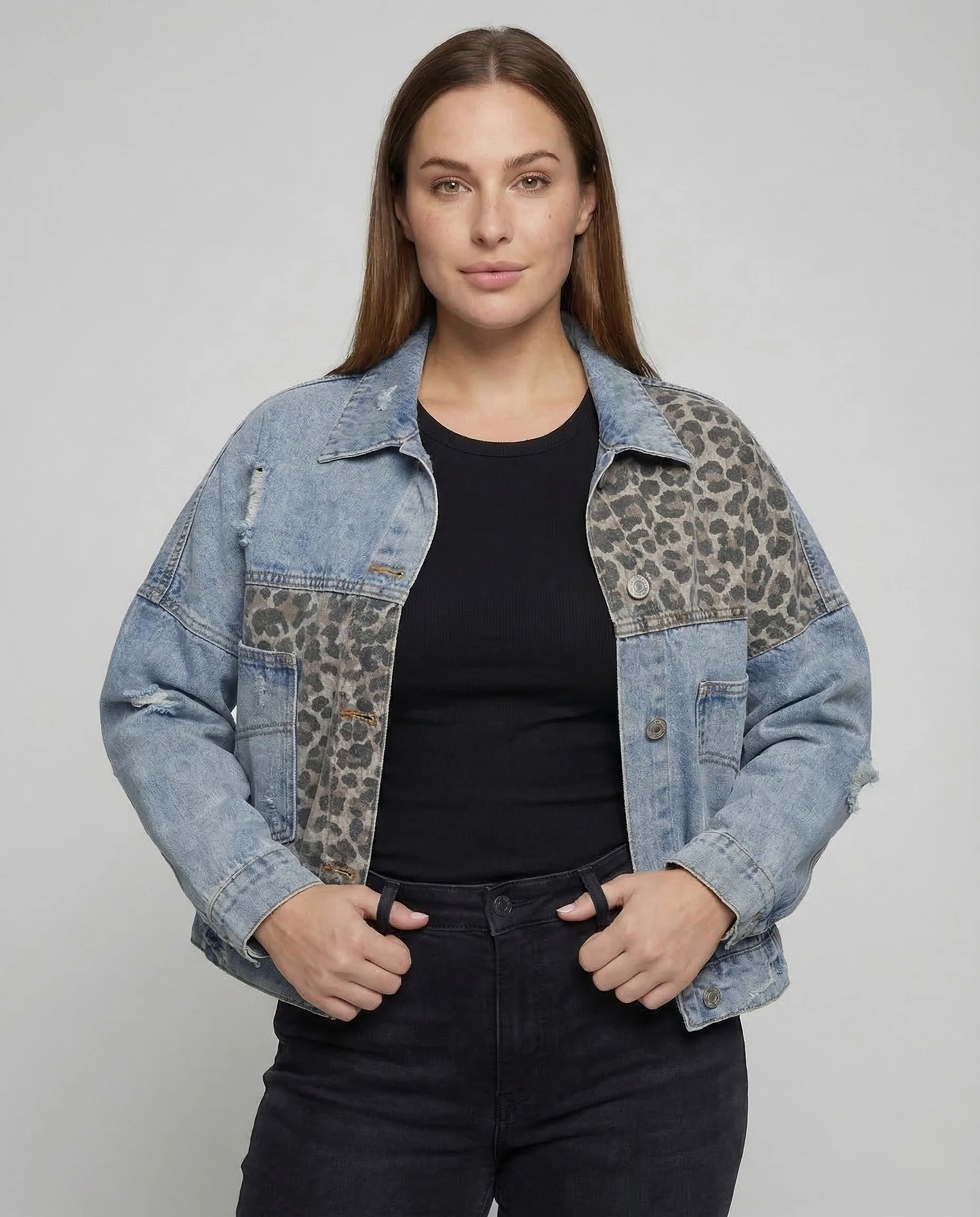 Damen Jeansjacke Oversize Leopardenbesatz Used - Image 2