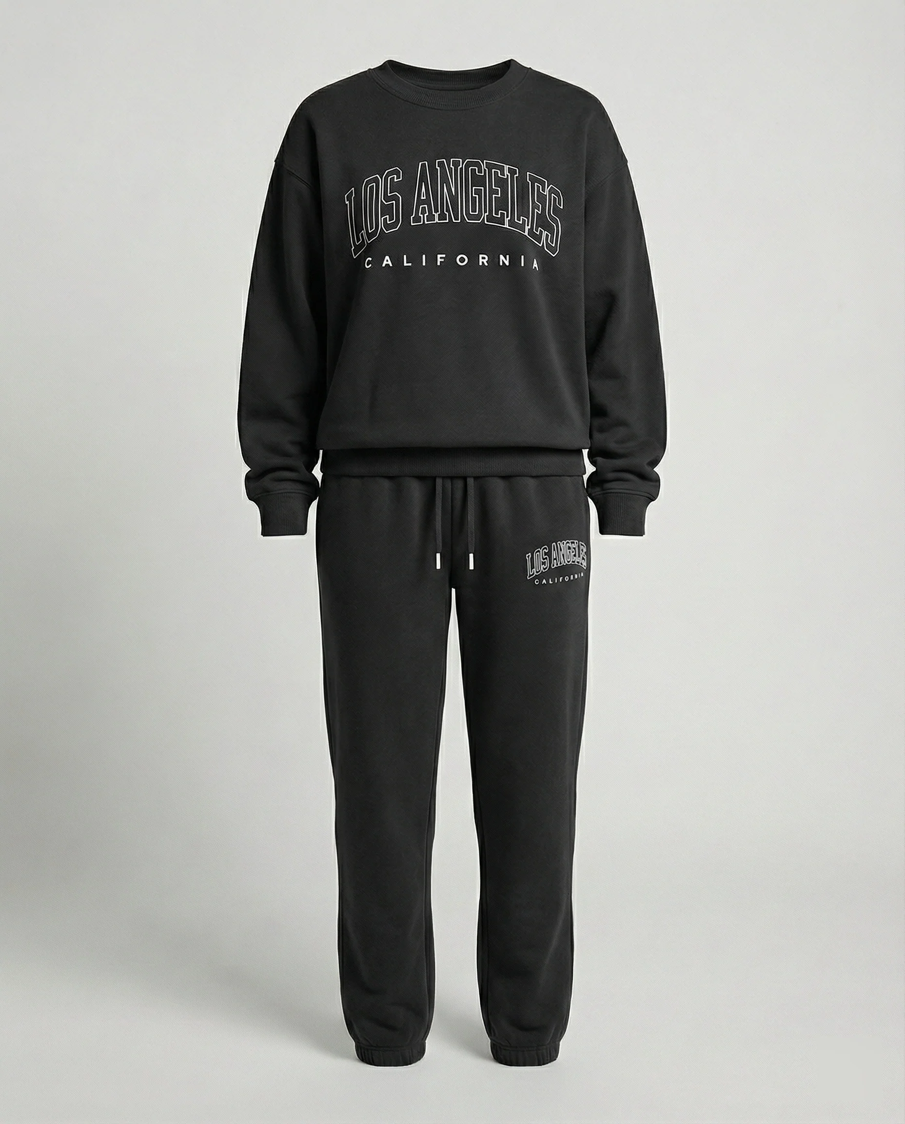 Damen Jogginganzug mit College Aufdruck - Image 3