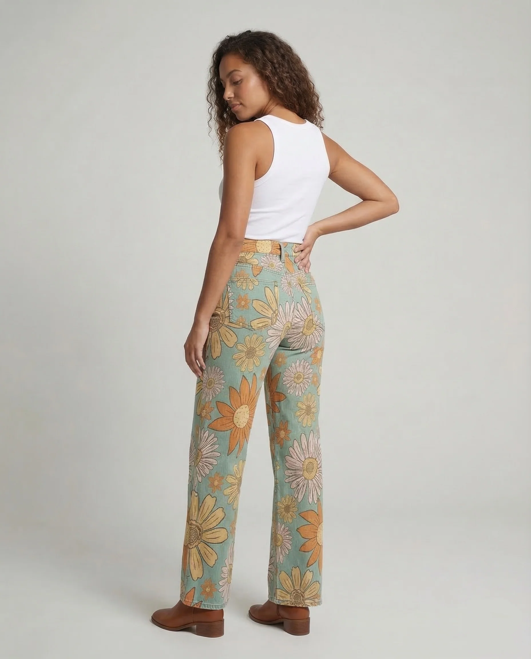 Damen Schlagjeans Floral - Image 4