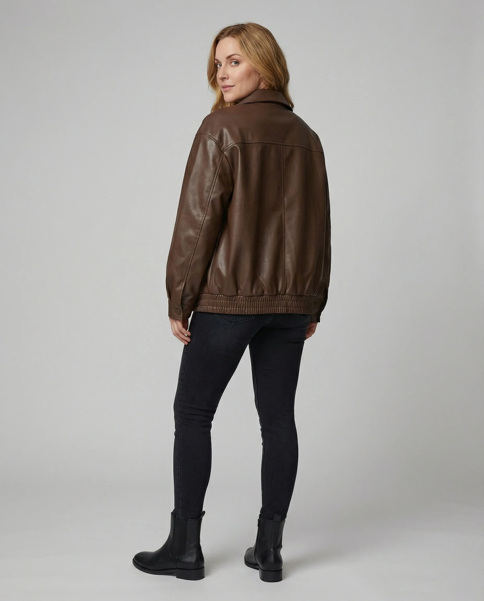 Weite Übergangsjacke im Hemdblouson-Stil aus softem Kunstleder mit verdeckter Reißverschlussleiste Heidi-Mode - Image 5
