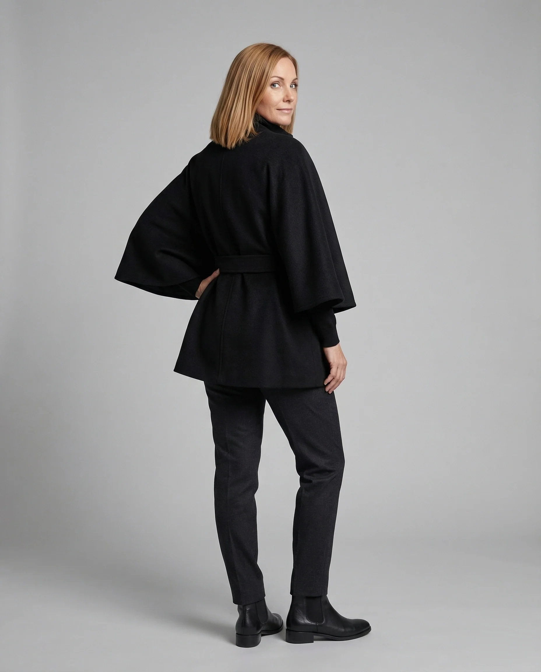 Damen Wollcape-Mantel mit Taillengürtel - Image 4