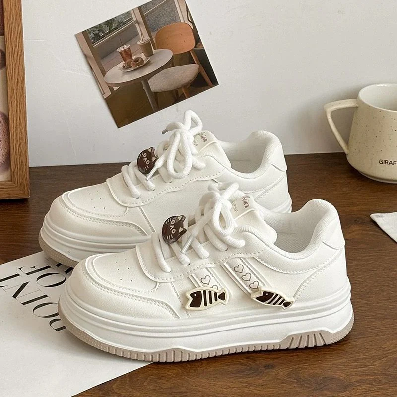 Damen Niedrigprofil Sneakers mit verspieltem Tiermotiv Heidi Mode