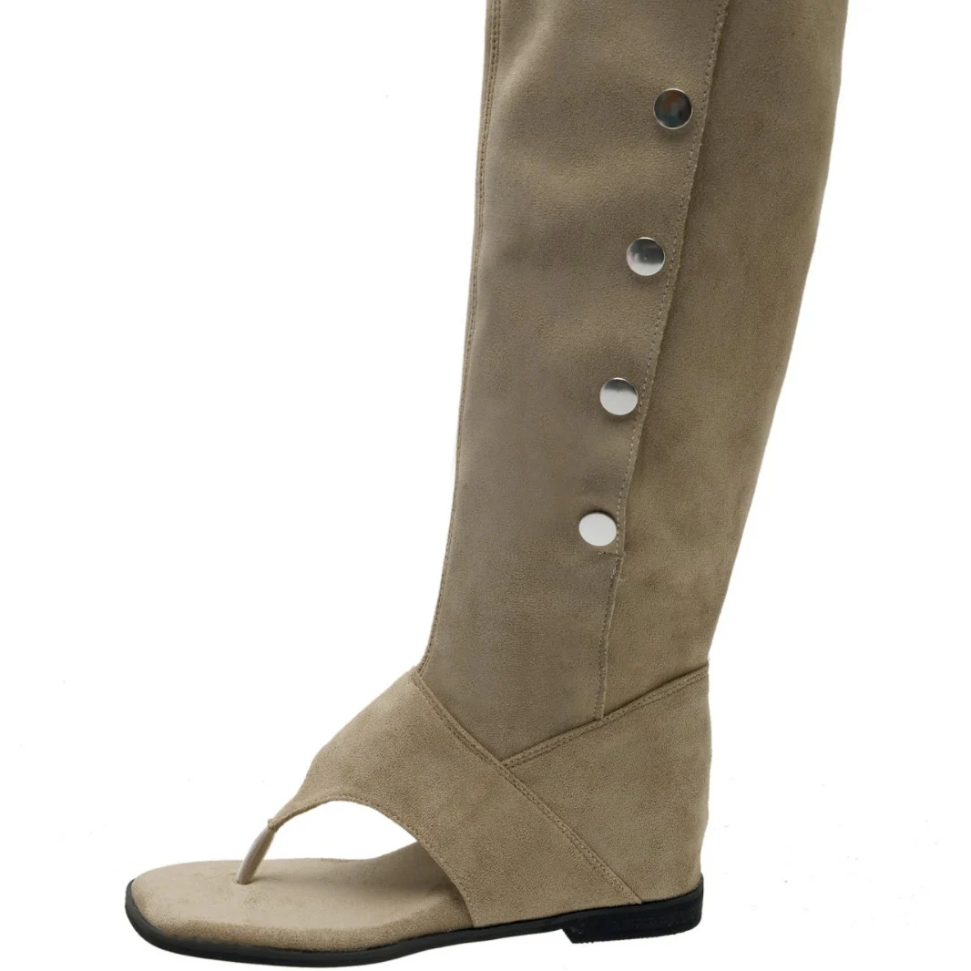 Damen offene Stiefel mit modischem Riemendesign und eleganten Knopfdetails Heidi Mode - Image 5