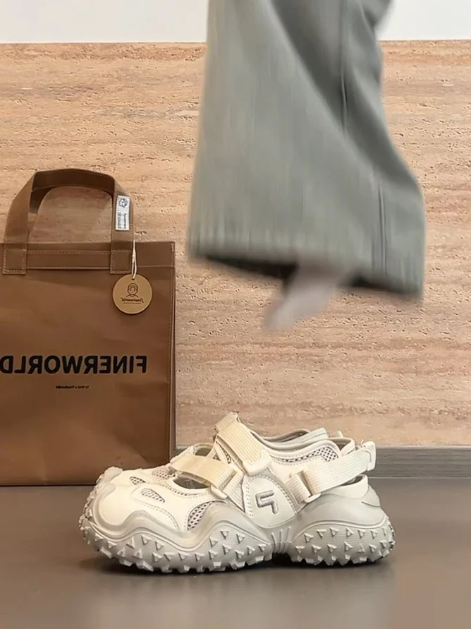 Damen Outdoor-Sneaker mit atmungsaktiver Mesh-Oberfläche und rutschfester Profilsohle Heidi Mode - Image 6