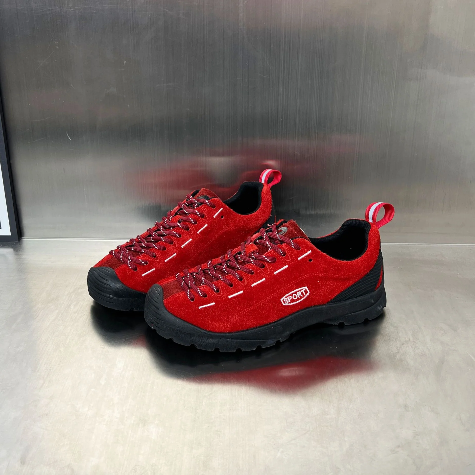 Damen Outdoor-Sneaker mit robustem Profil und atmungsaktiver Oberfläche Heidi Mode - Image 2