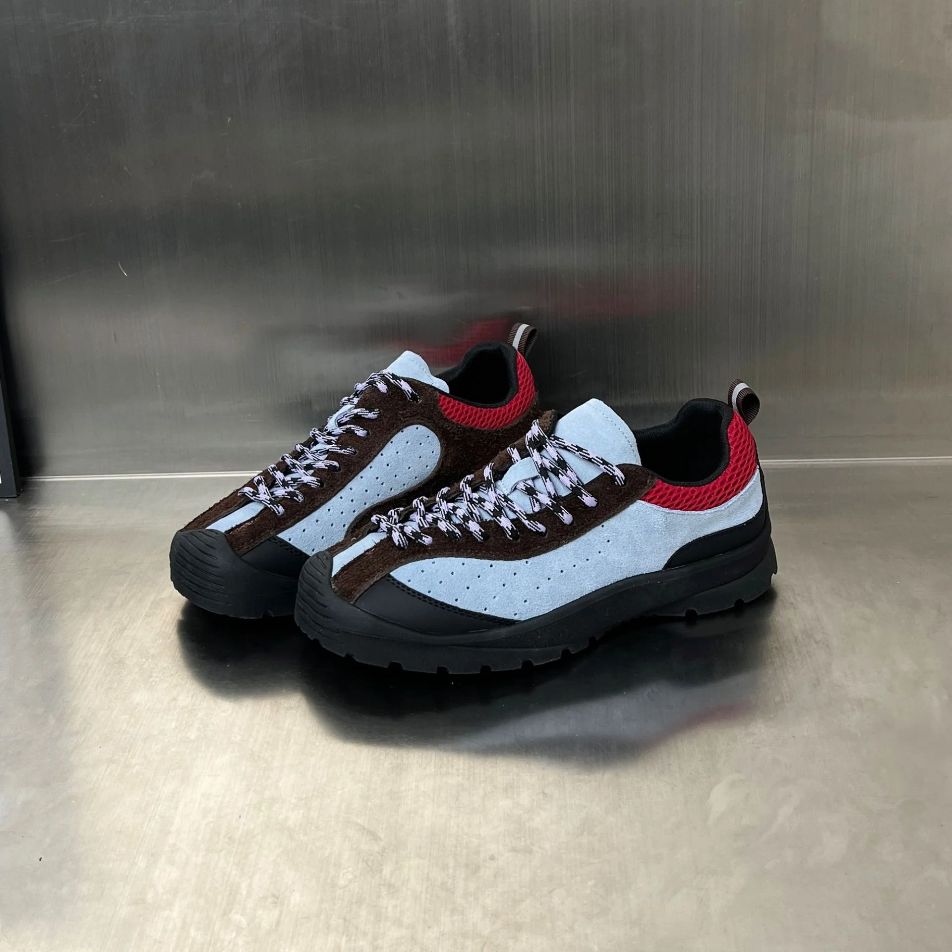 Damen Outdoor Sneakers mit rutschfester Sohle und wasserabweisendem Obermaterial Heidi Mode - Image 2
