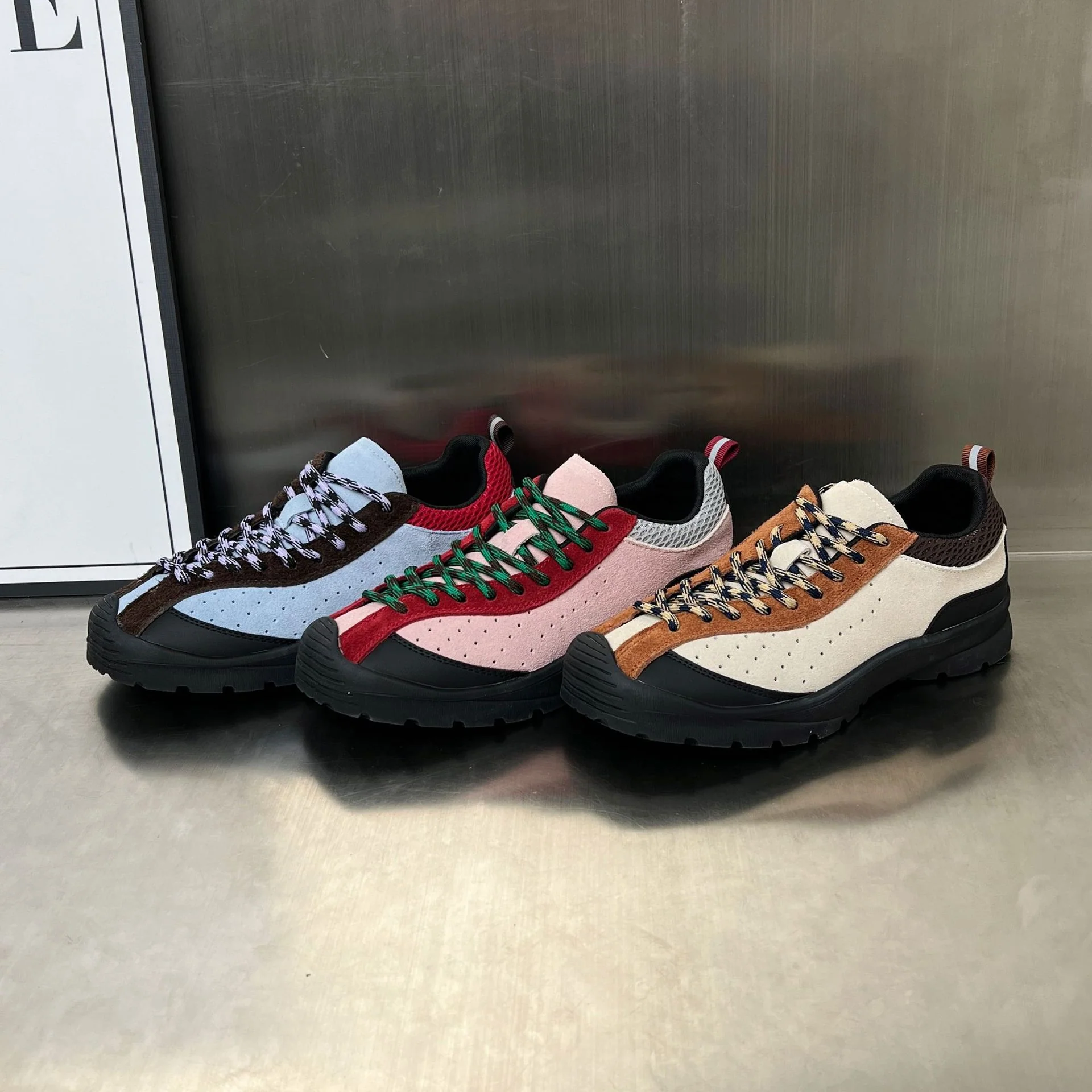 Damen Outdoor Sneakers mit rutschfester Sohle und wasserabweisendem Obermaterial Heidi Mode - Image 4