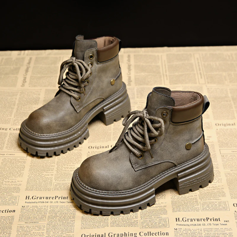 Damen Outdoor Stiefeletten mit robustem Profil und modischem Design Heidi Mode - Image 7