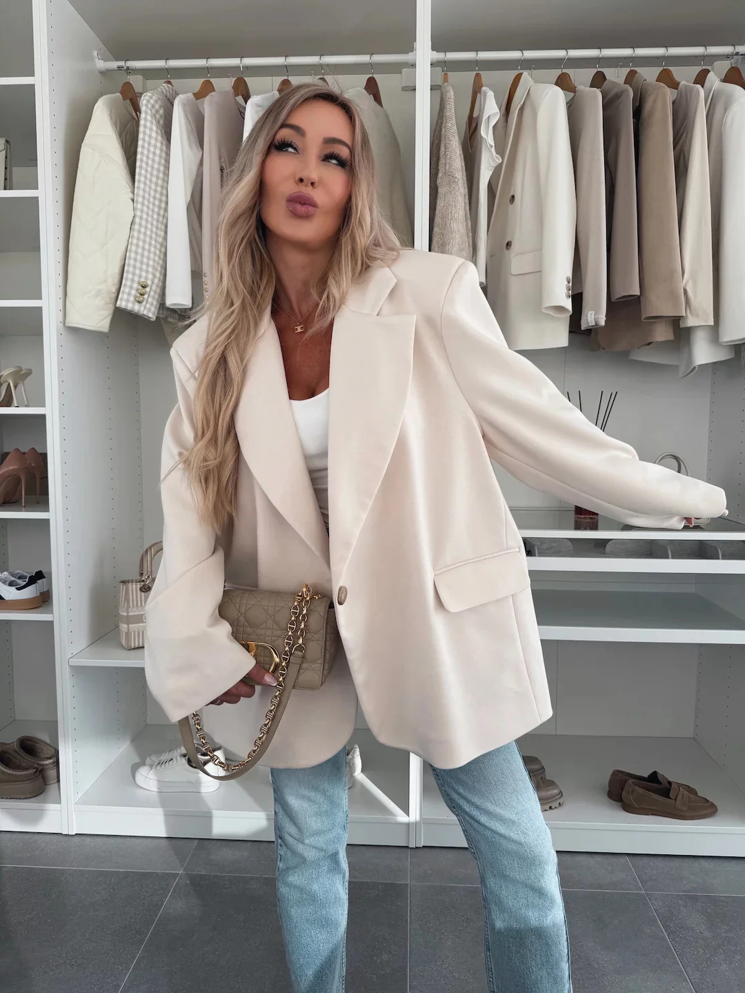Damen oversized Blazerjacke mit modernem Schnitt und nachhaltigen Materialien Heidi-Mode - Image 5
