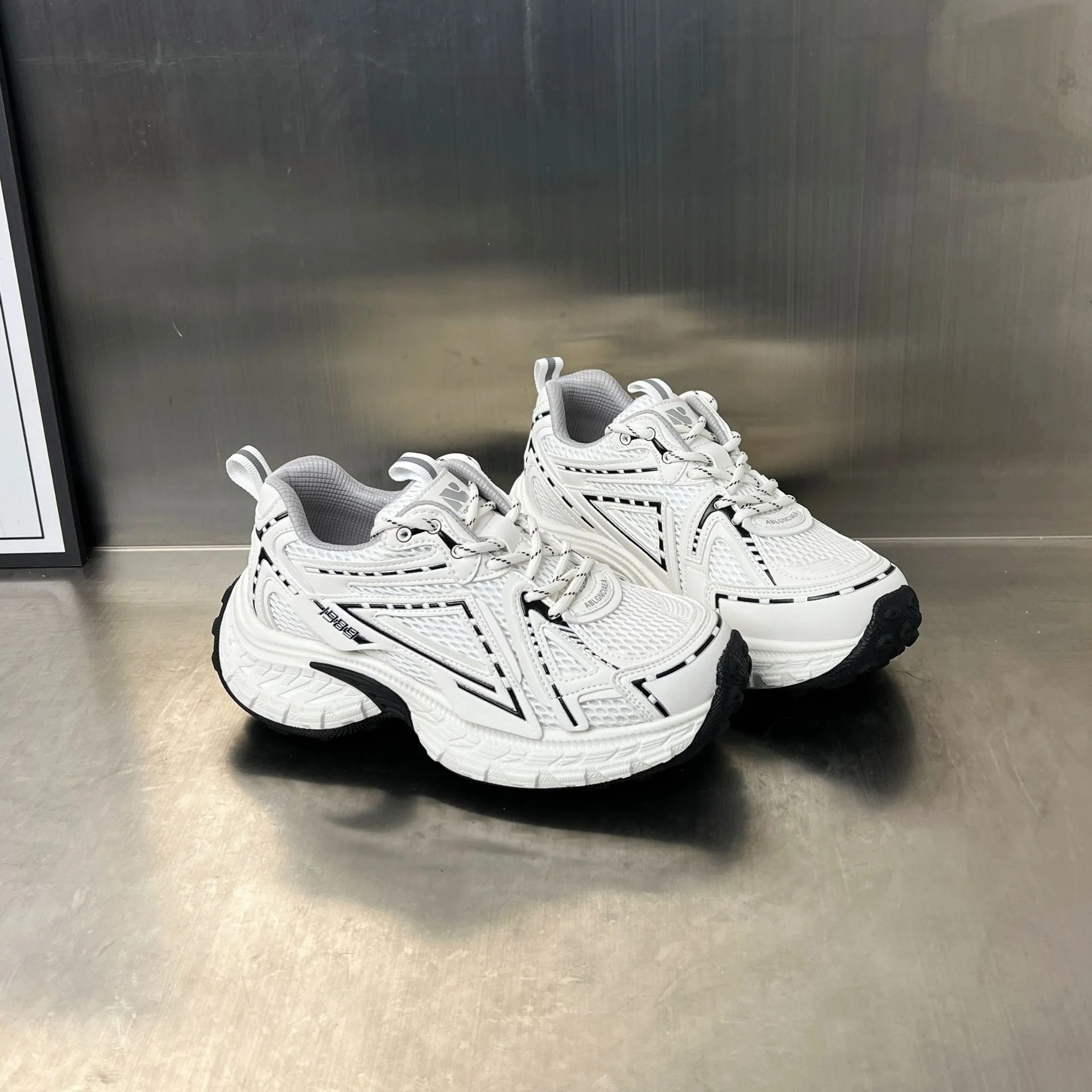 Damen Performance Laufschuhe mit atmungsaktivem Obermaterial und dämpfendem Fußbett Heidi Mode - Image 4