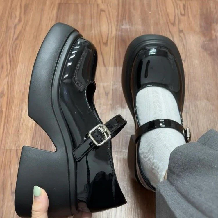 Damen Plateau-Mary Janes mit verstellbarem Riemen und bequemer Sohle Heidi Mode - Image 4