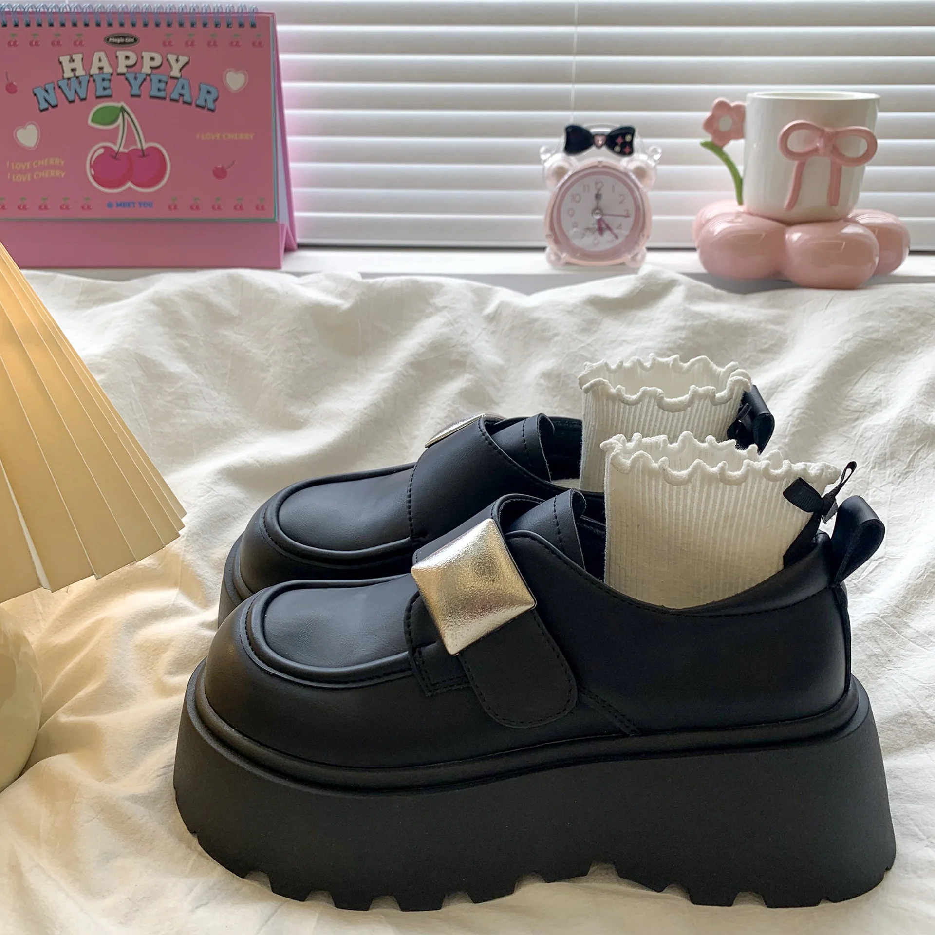 Damen Plateau-Schuhe mit modischem Riemen und eleganter Schnalle Heidi Mode - Image 6
