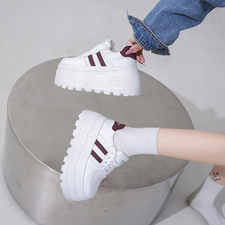 Damen Plateau-Sneaker mit angesagtem Design und komfortabler Dämpfung Heidi Mode - Image 3