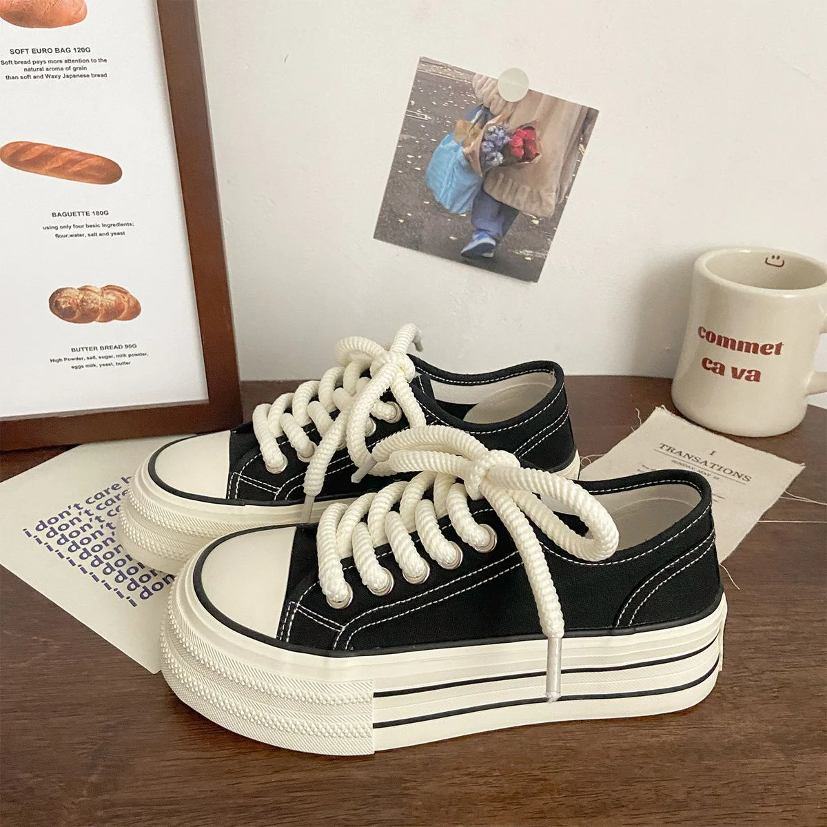 Damen Plateau-Sneaker mit dicker Sohle und stylischem Schnürdesign Heidi Mode - Image 2