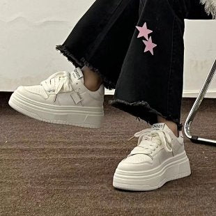 Damen Plateau-Sneaker mit modernem Design und trendiger Sohlentechnologie Heidi Mode - Image 3